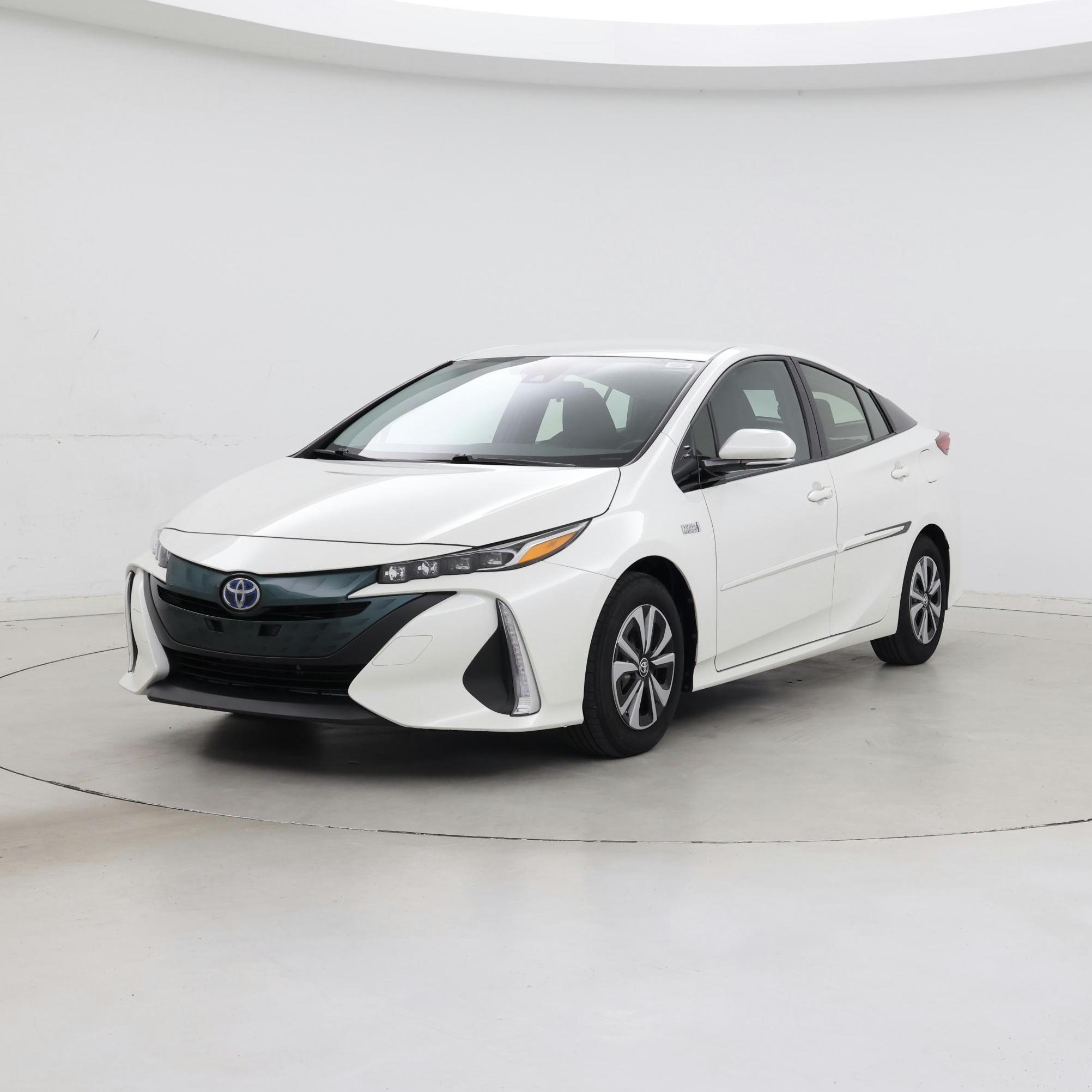 Thumbnail: 2019 Toyota Prius Prime - 4