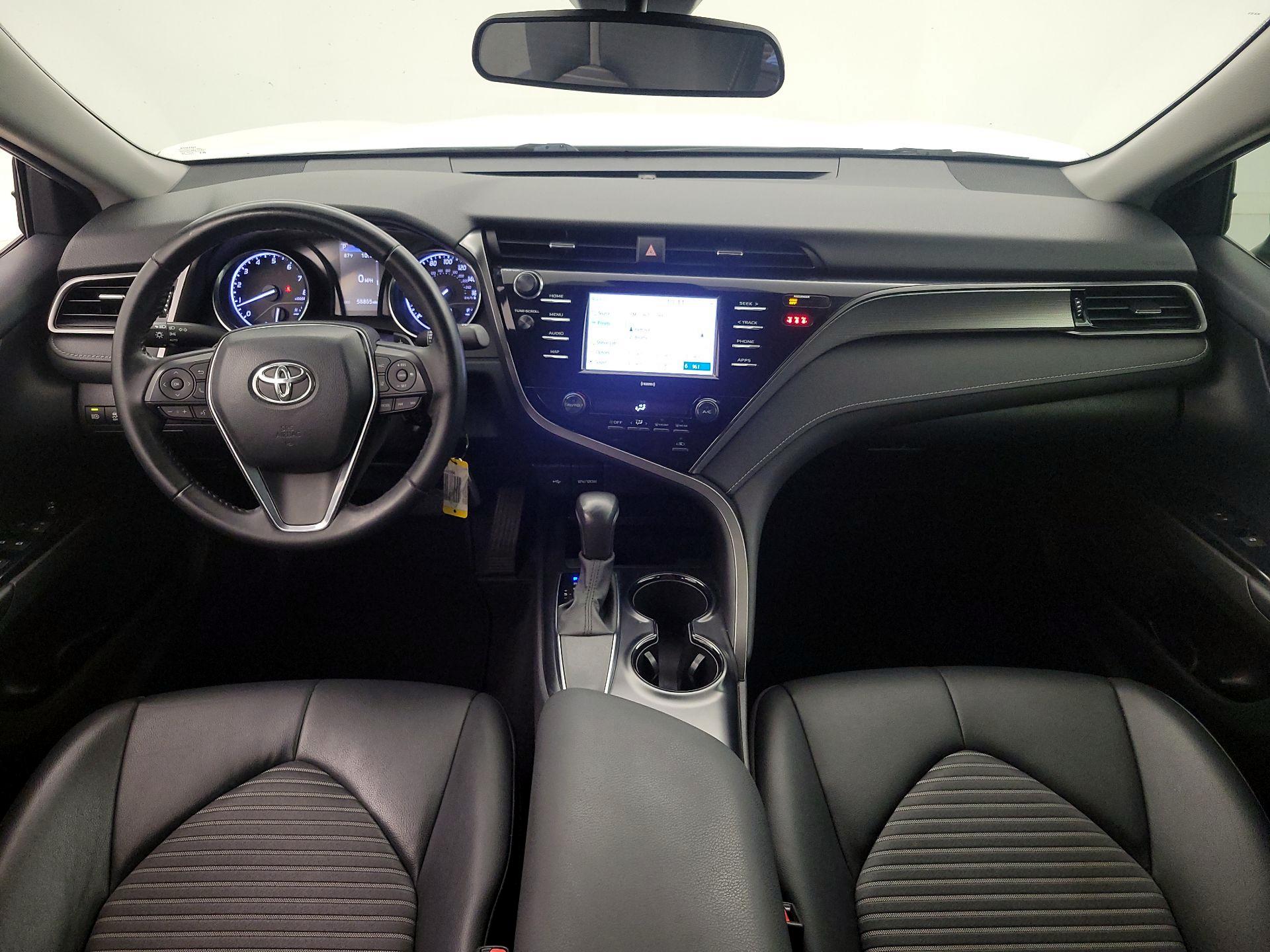 Thumbnail: 2020 Toyota Camry - 9