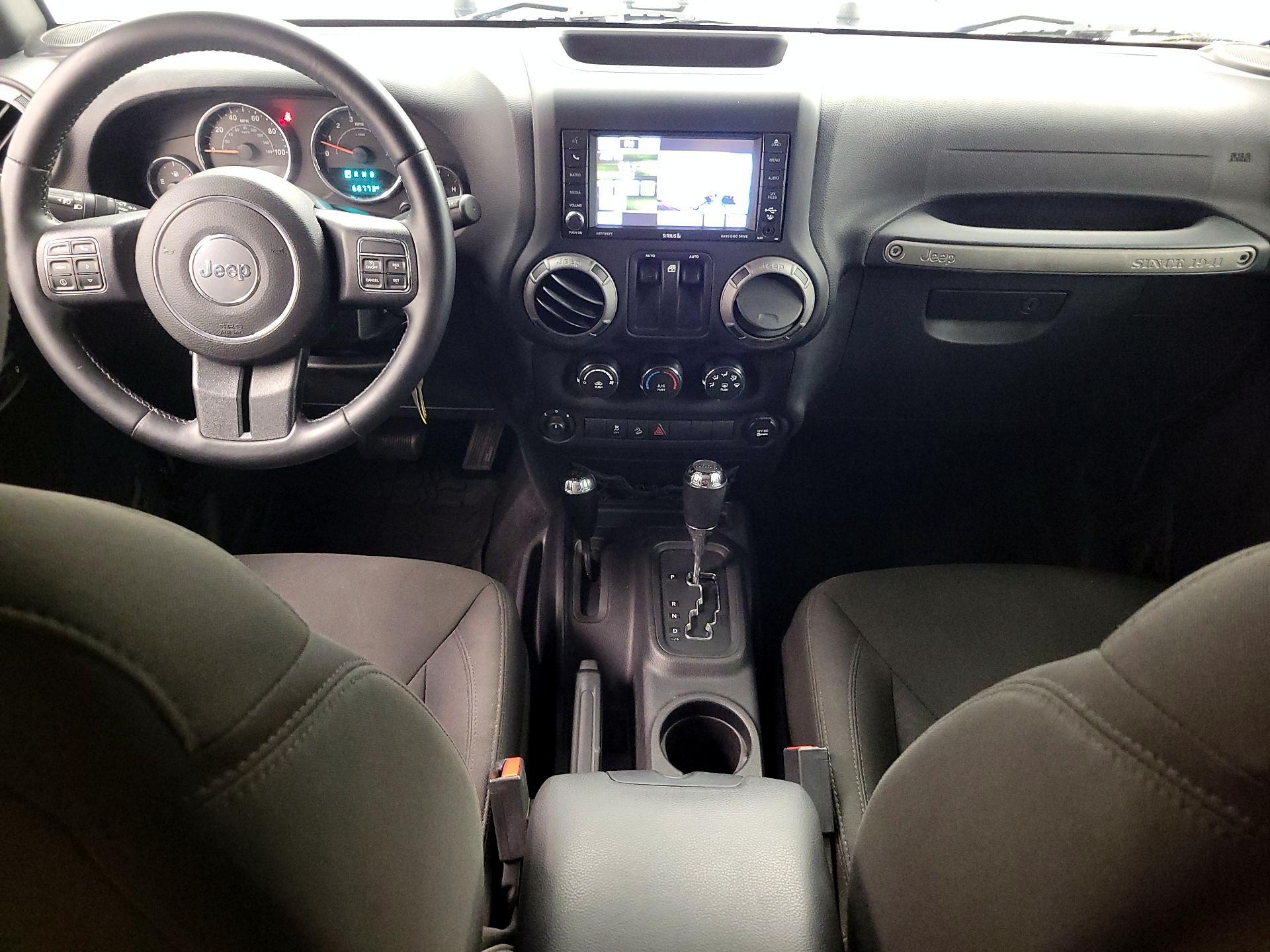 Thumbnail: 2015 Jeep Wrangler - 9