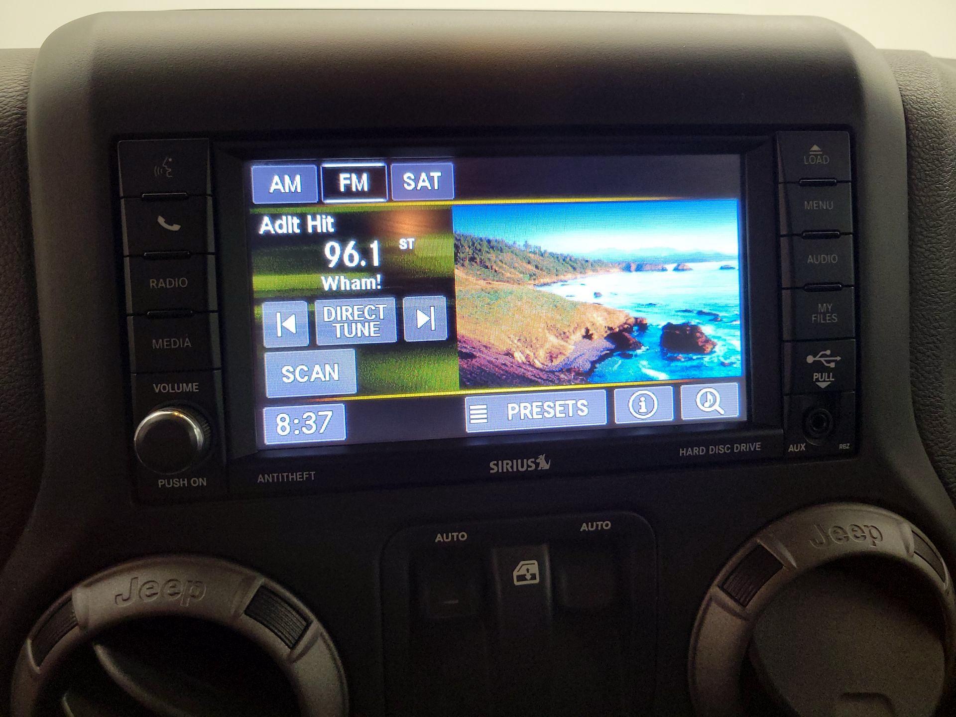 Thumbnail: 2015 Jeep Wrangler - 13