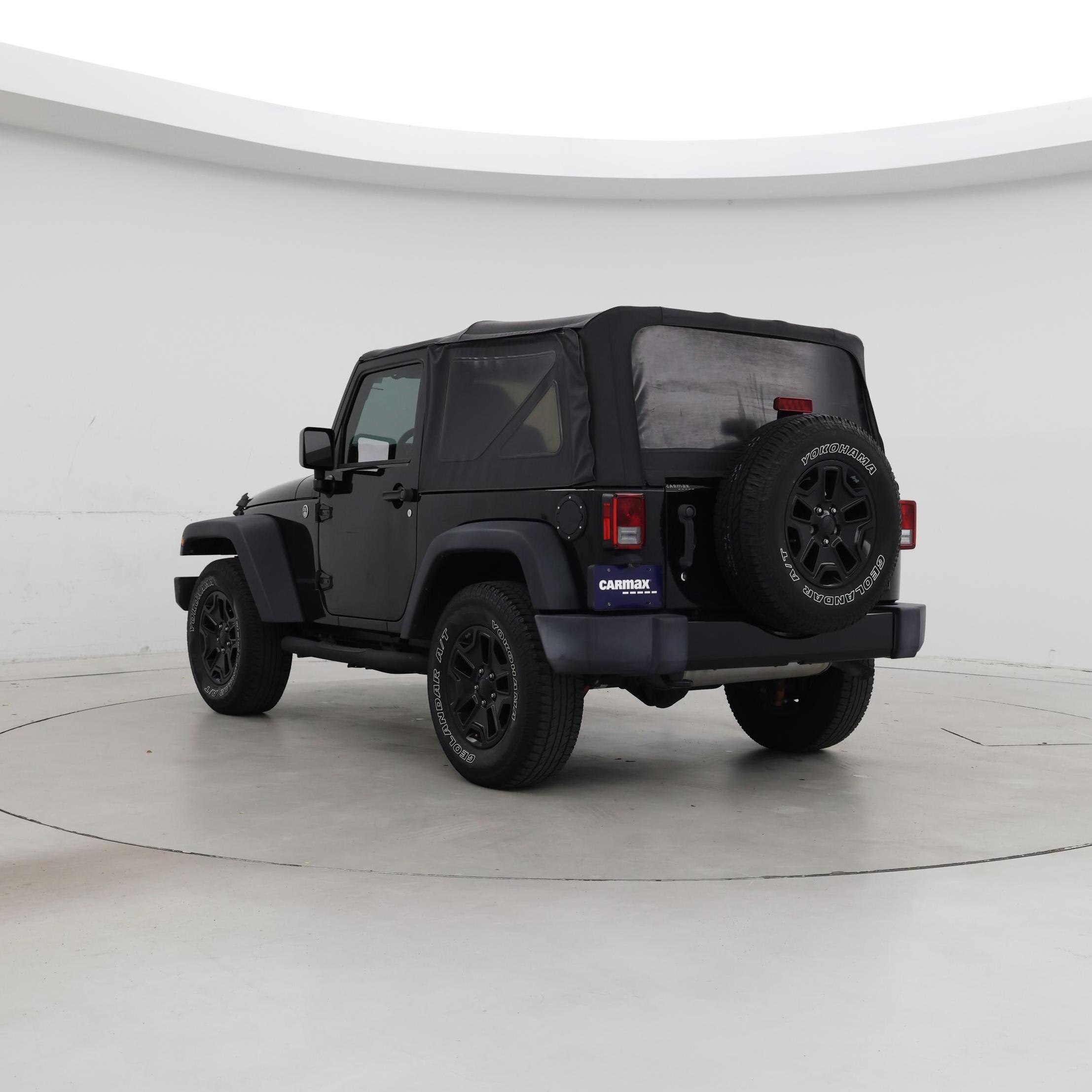 Thumbnail: 2015 Jeep Wrangler - 2
