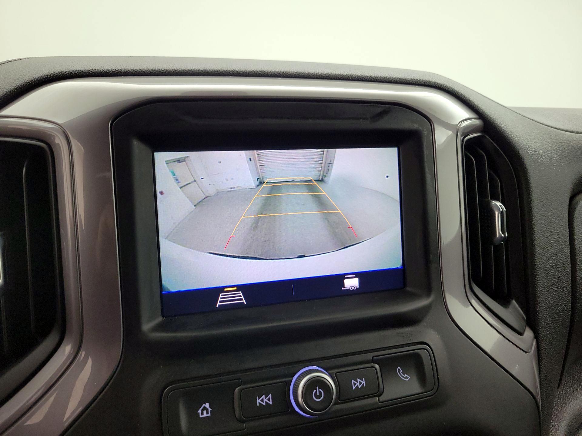 Thumbnail: 2021 Chevrolet Silverado 1500 - 14