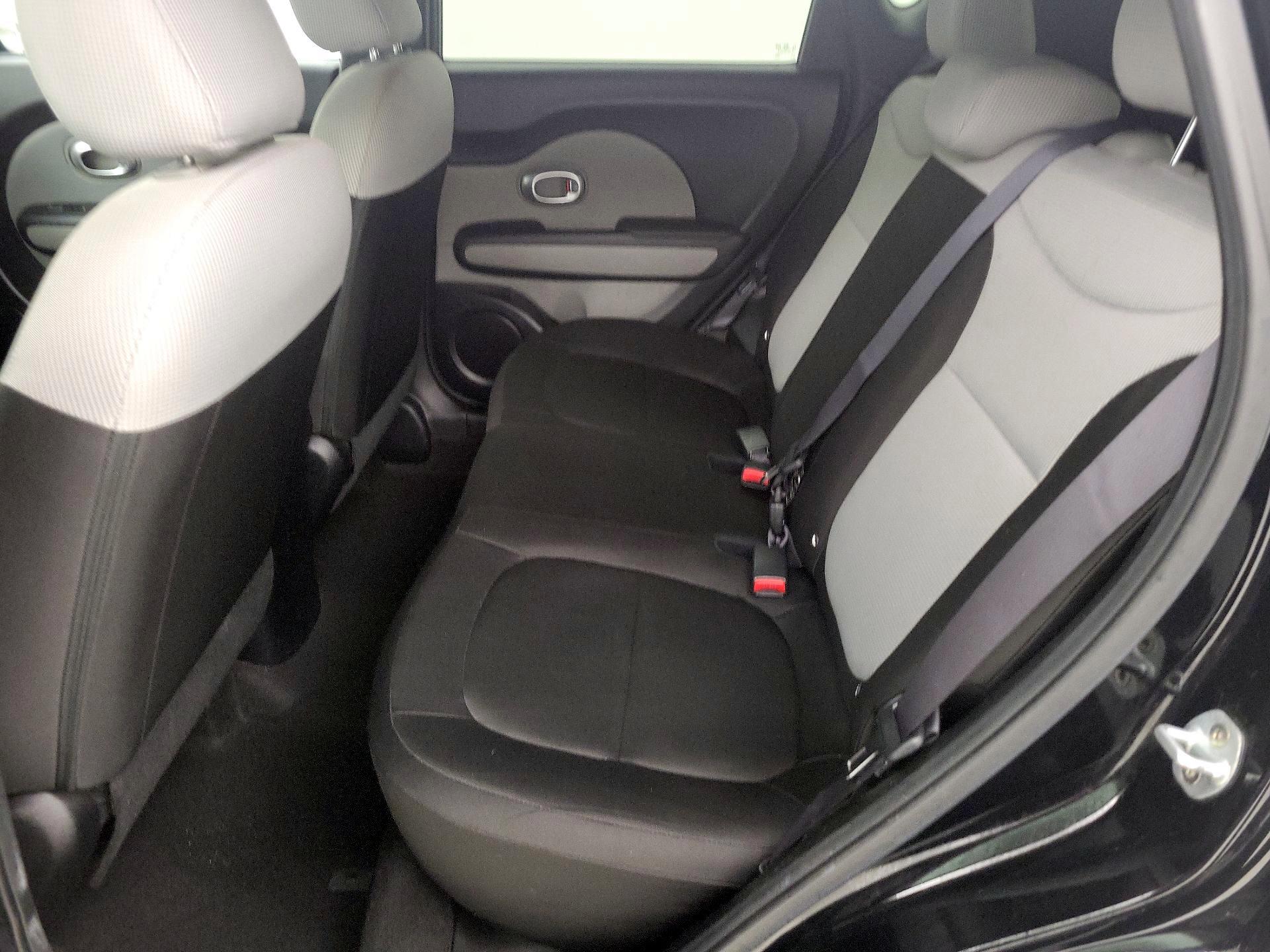 Thumbnail: 2016 Kia Soul - 18
