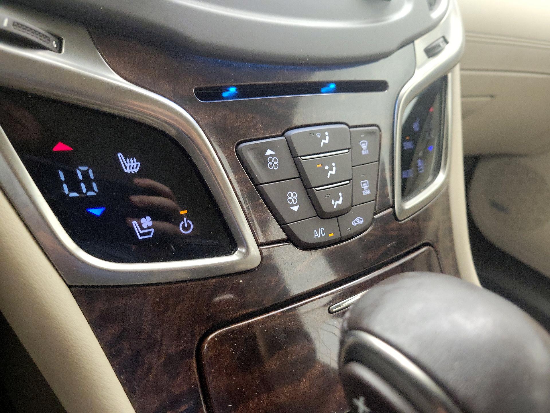 Thumbnail: 2015 Buick LaCrosse - 16