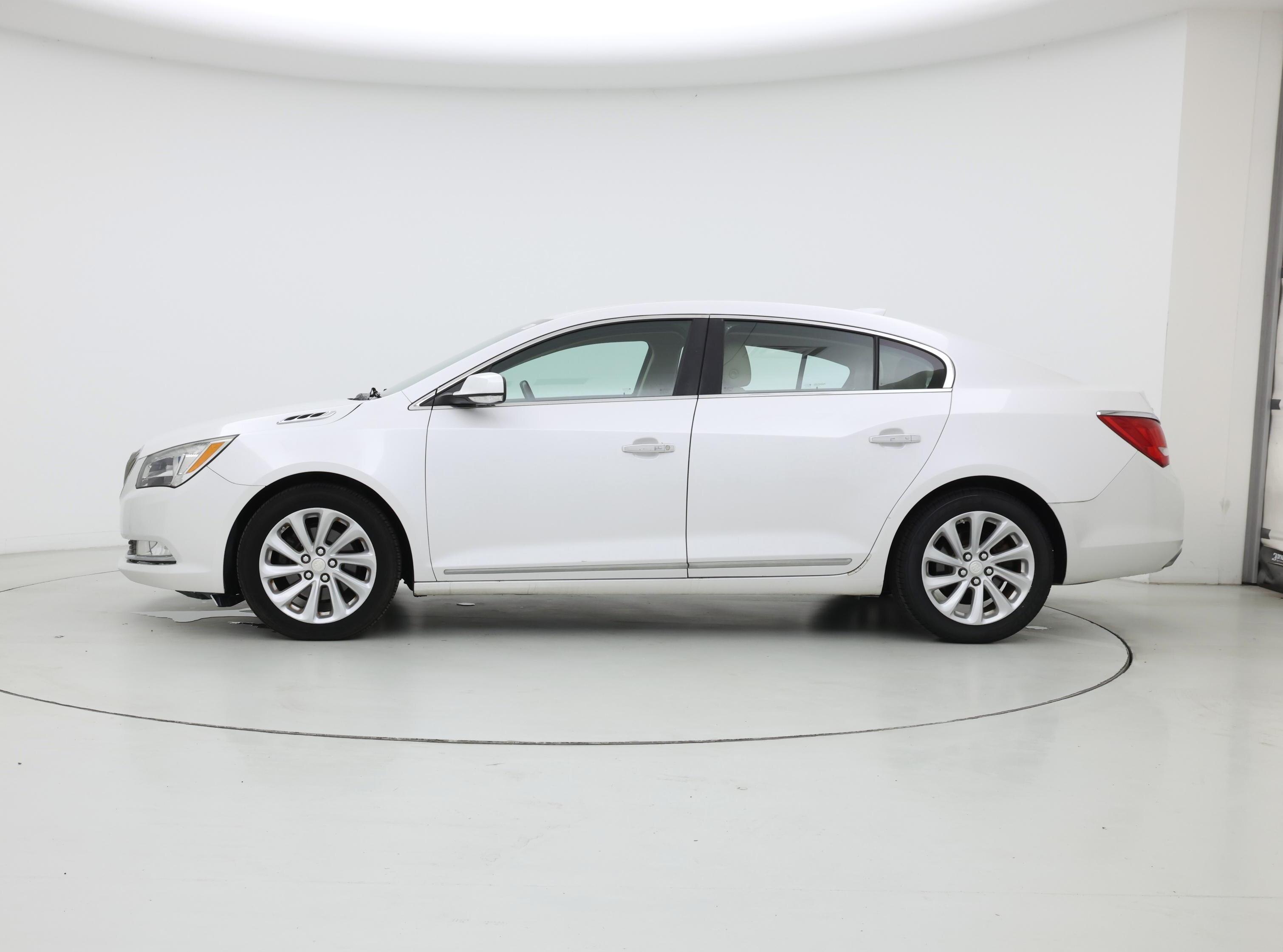 Thumbnail: 2015 Buick LaCrosse - 3