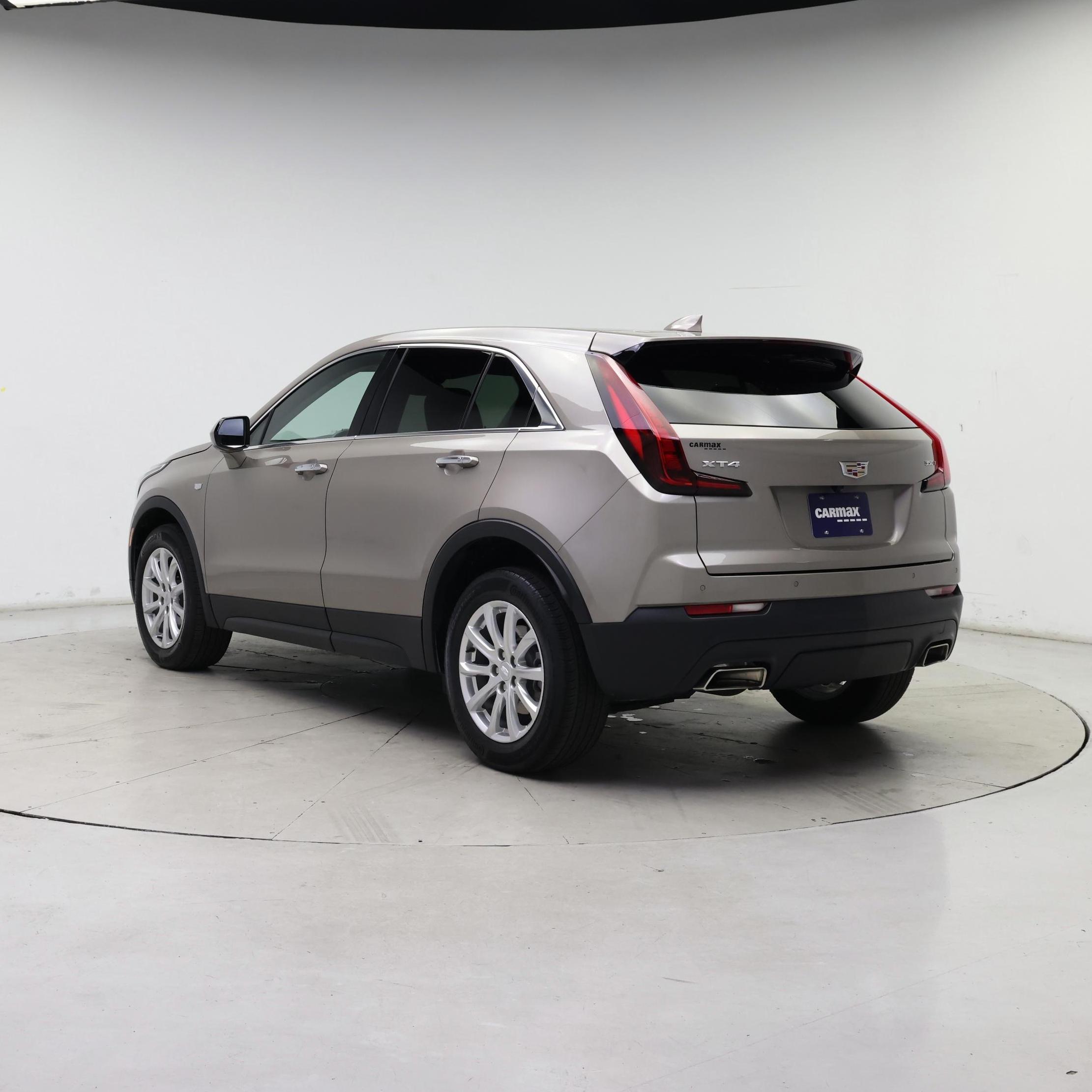 Thumbnail: 2023 Cadillac XT4 - 2