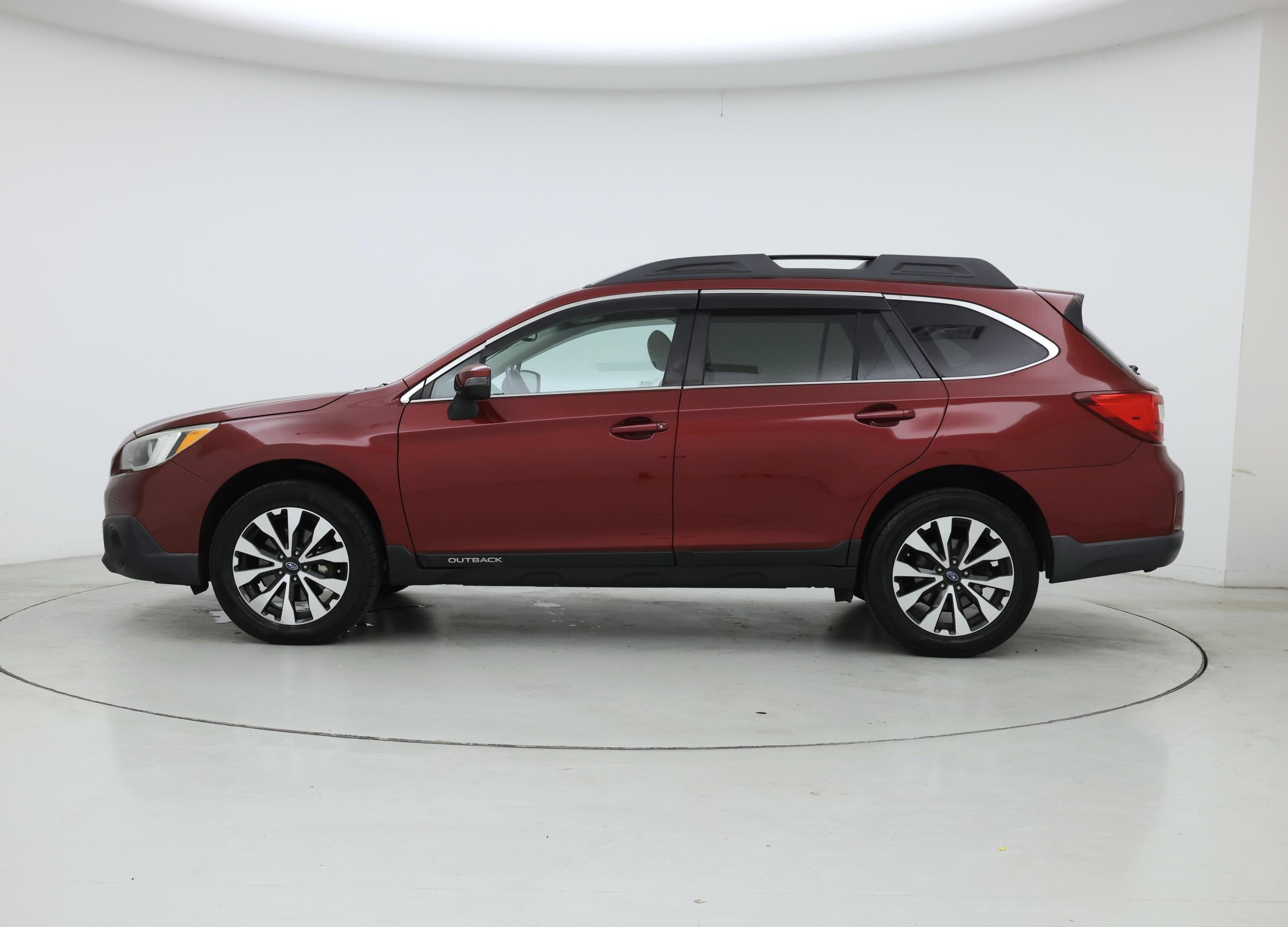 Thumbnail: 2016 Subaru Outback - 3
