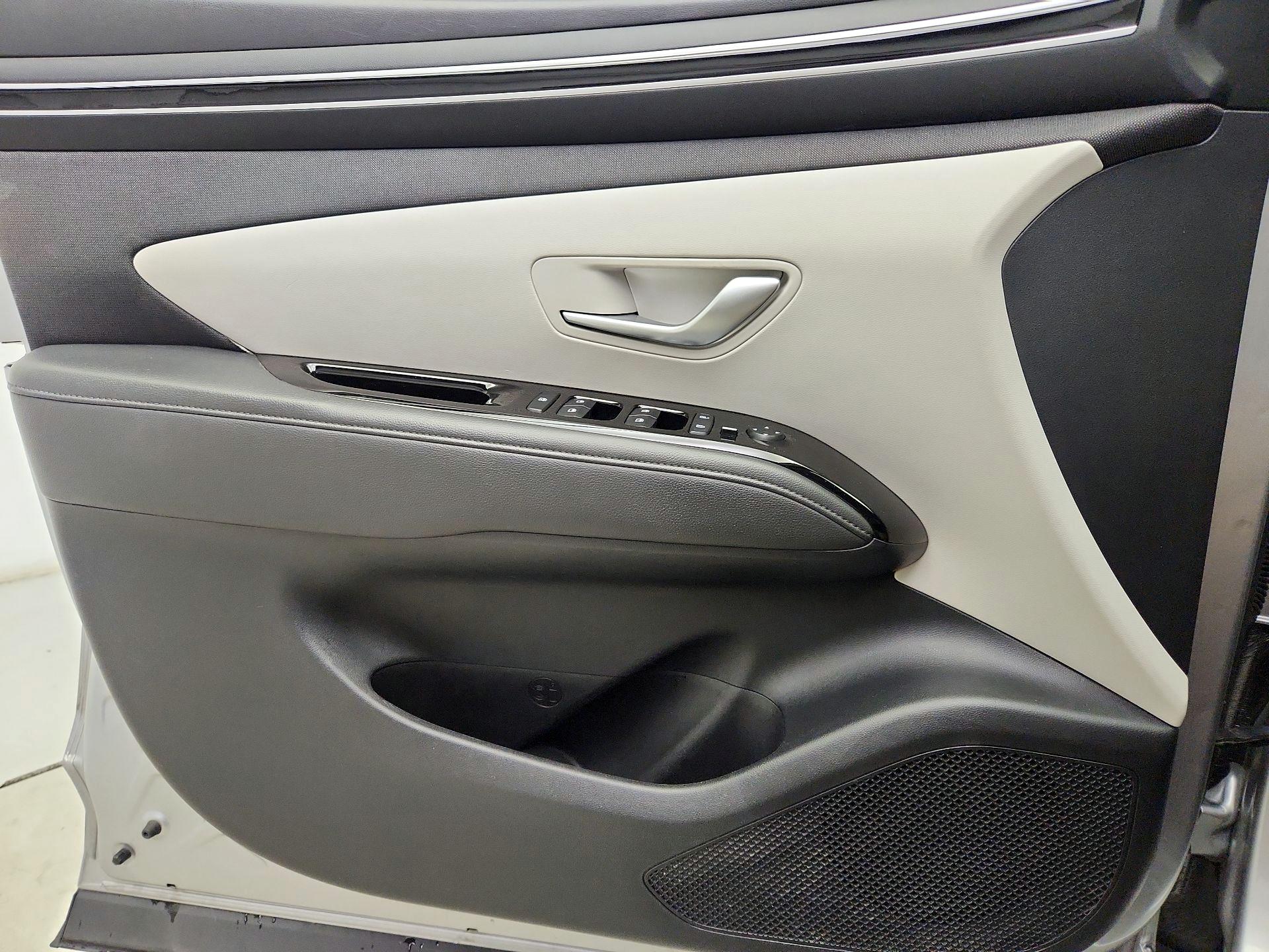 Thumbnail: 2022 Hyundai Tucson - 12
