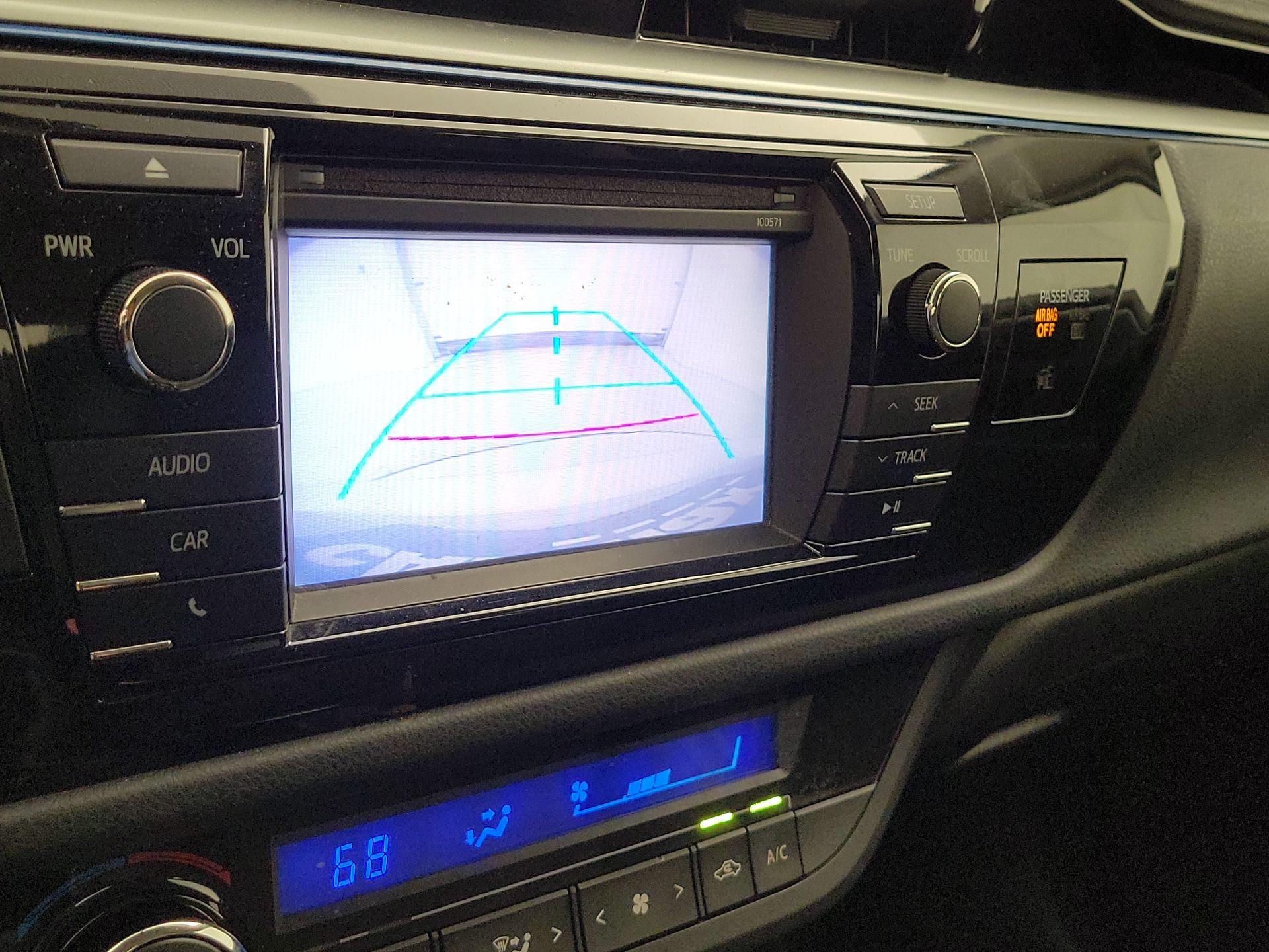 Thumbnail: 2016 Toyota Corolla - 14