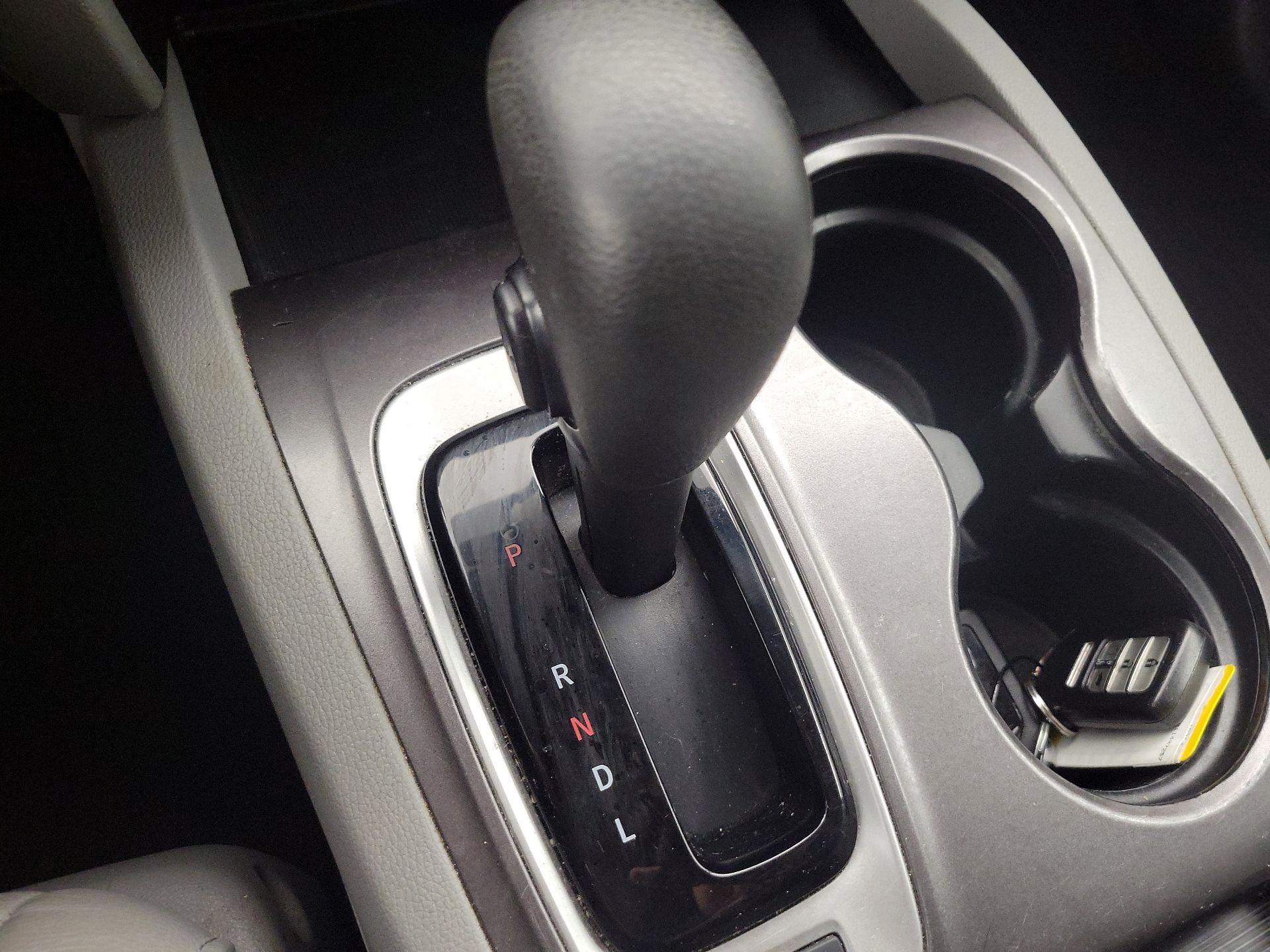 Thumbnail: 2016 Honda Pilot - 17