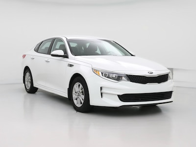 White 2018 Kia Optima LX