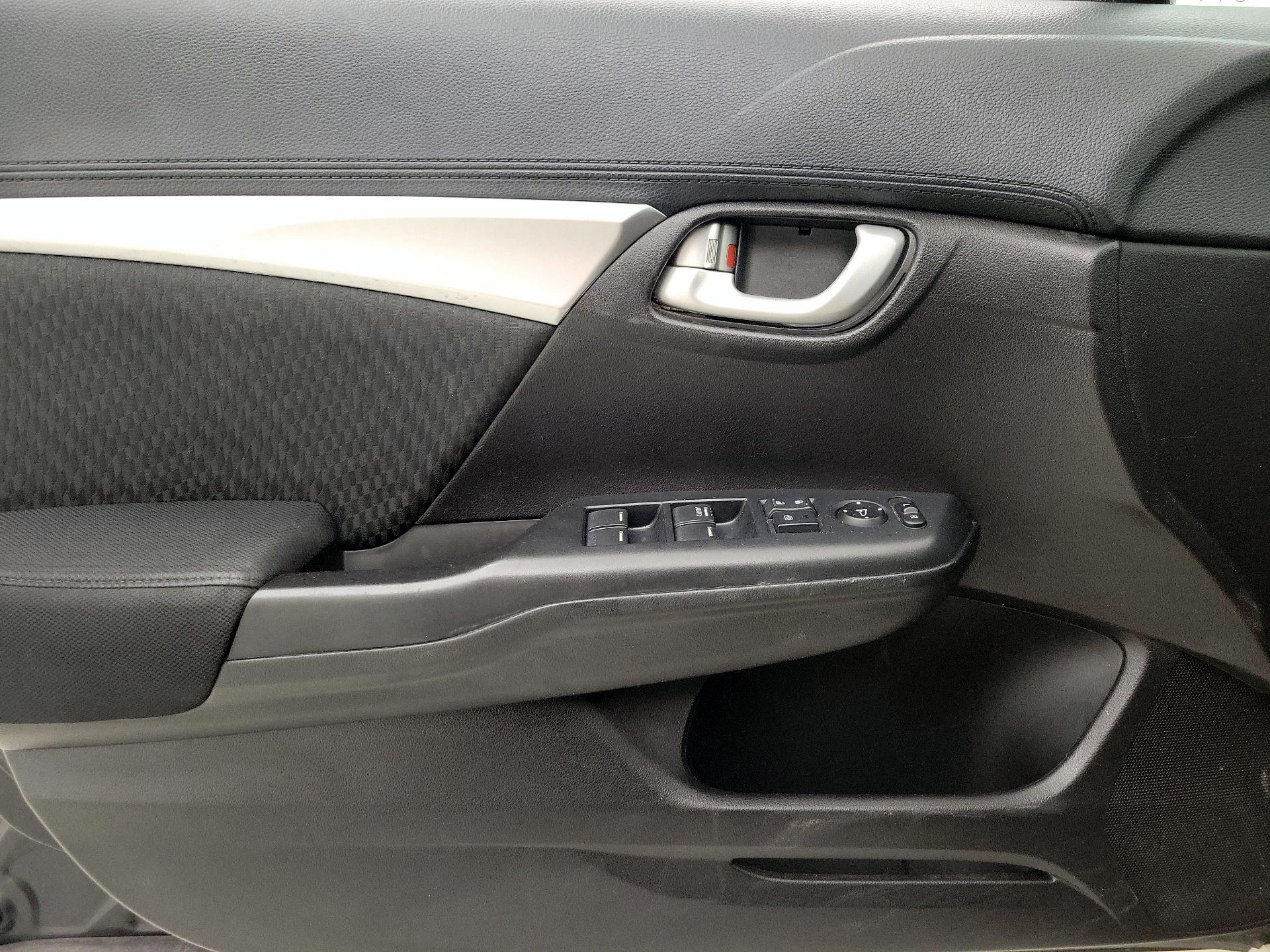 Thumbnail: 2014 Honda Civic - 12