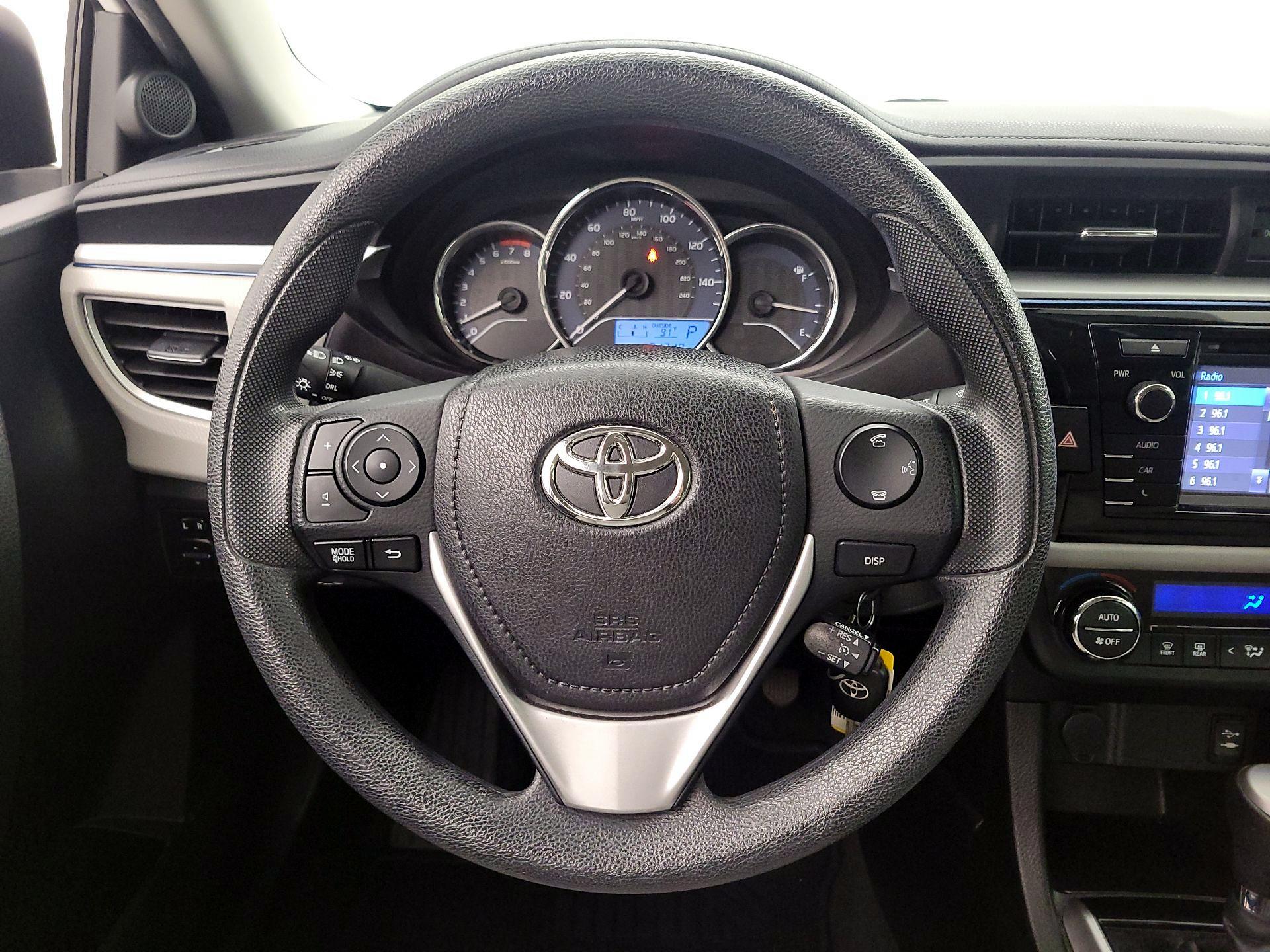 Thumbnail: 2016 Toyota Corolla - 10