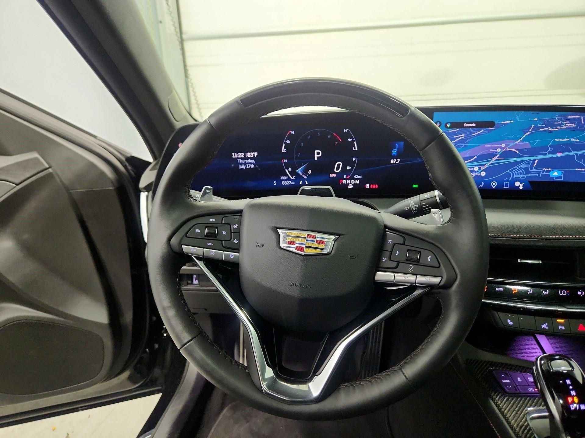 Thumbnail: 2025 Cadillac CT5 - 10