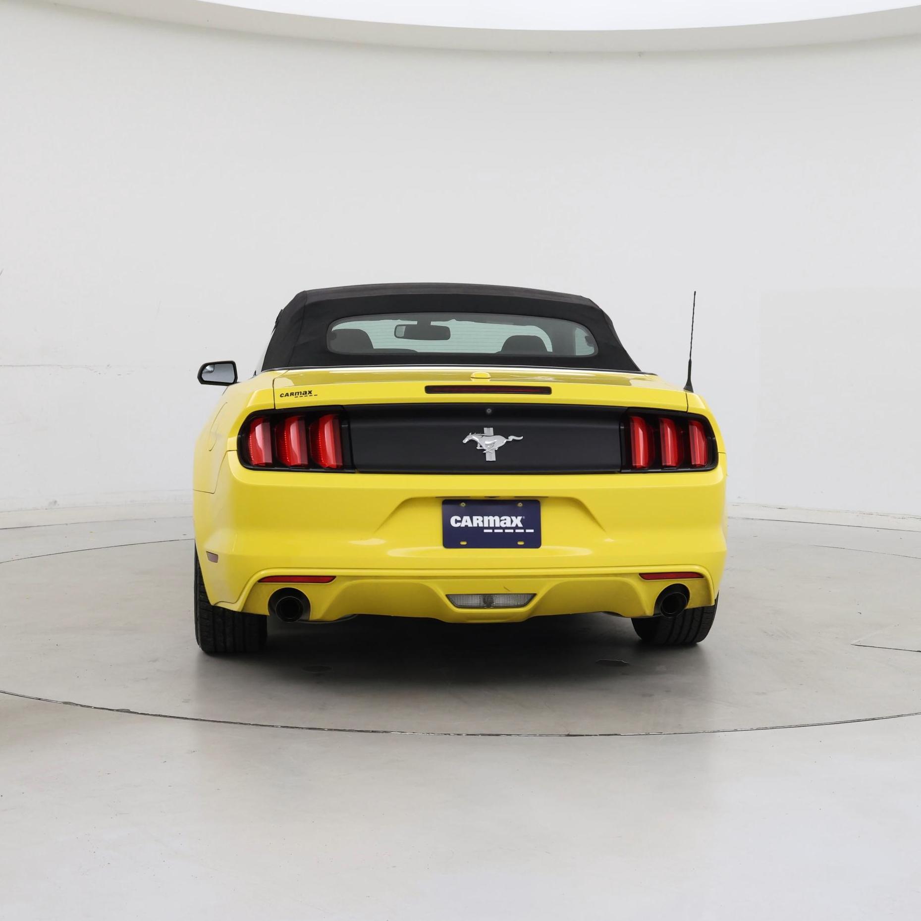Thumbnail: 2015 Ford Mustang - 6