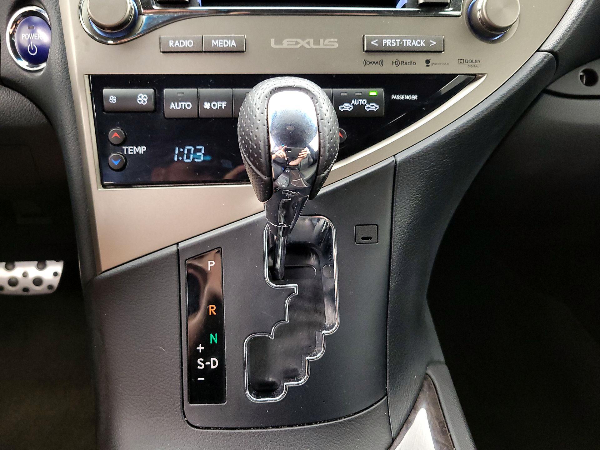 Thumbnail: 2015 Lexus RX - 18