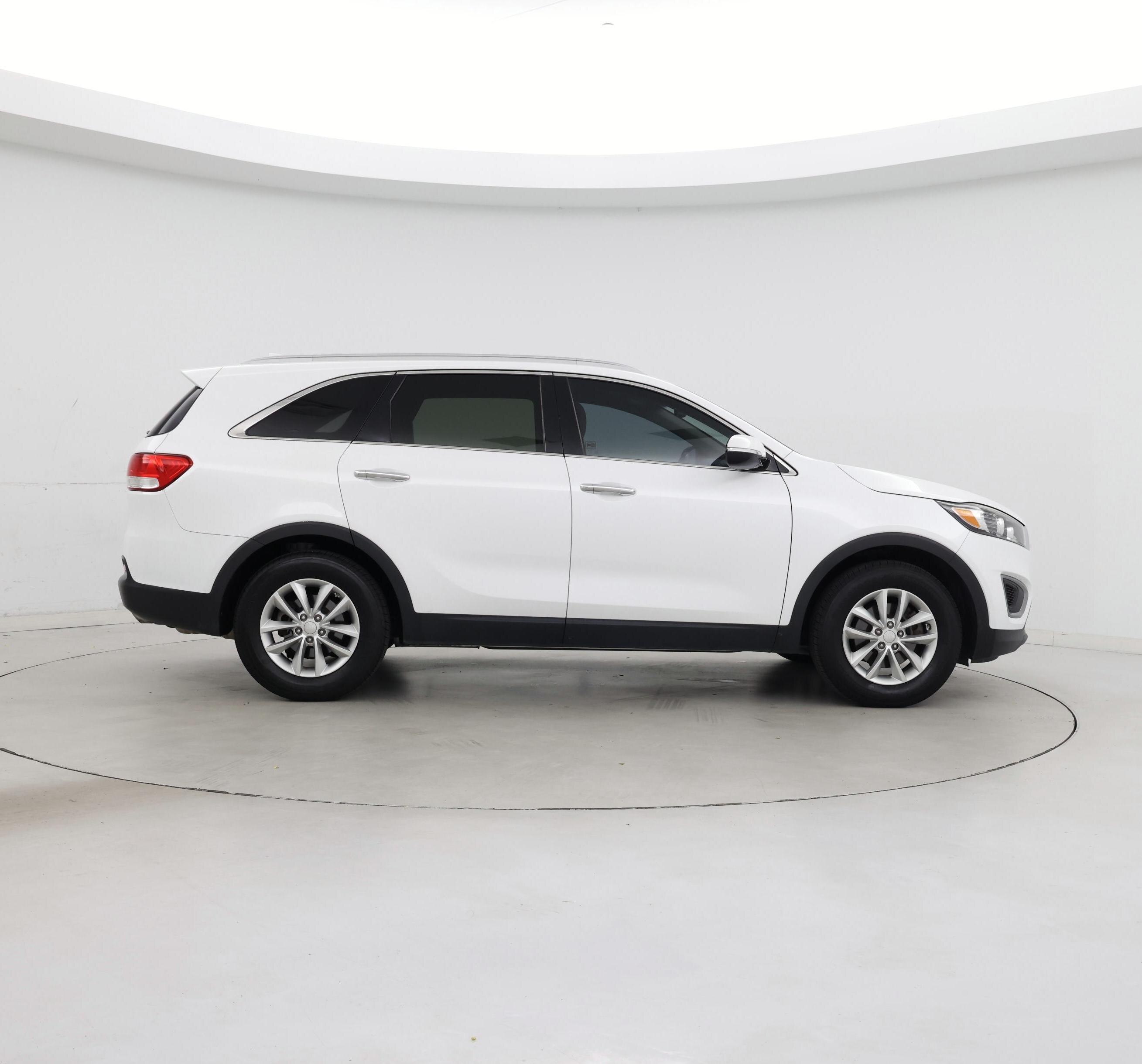 Thumbnail: 2016 Kia Sorento - 7