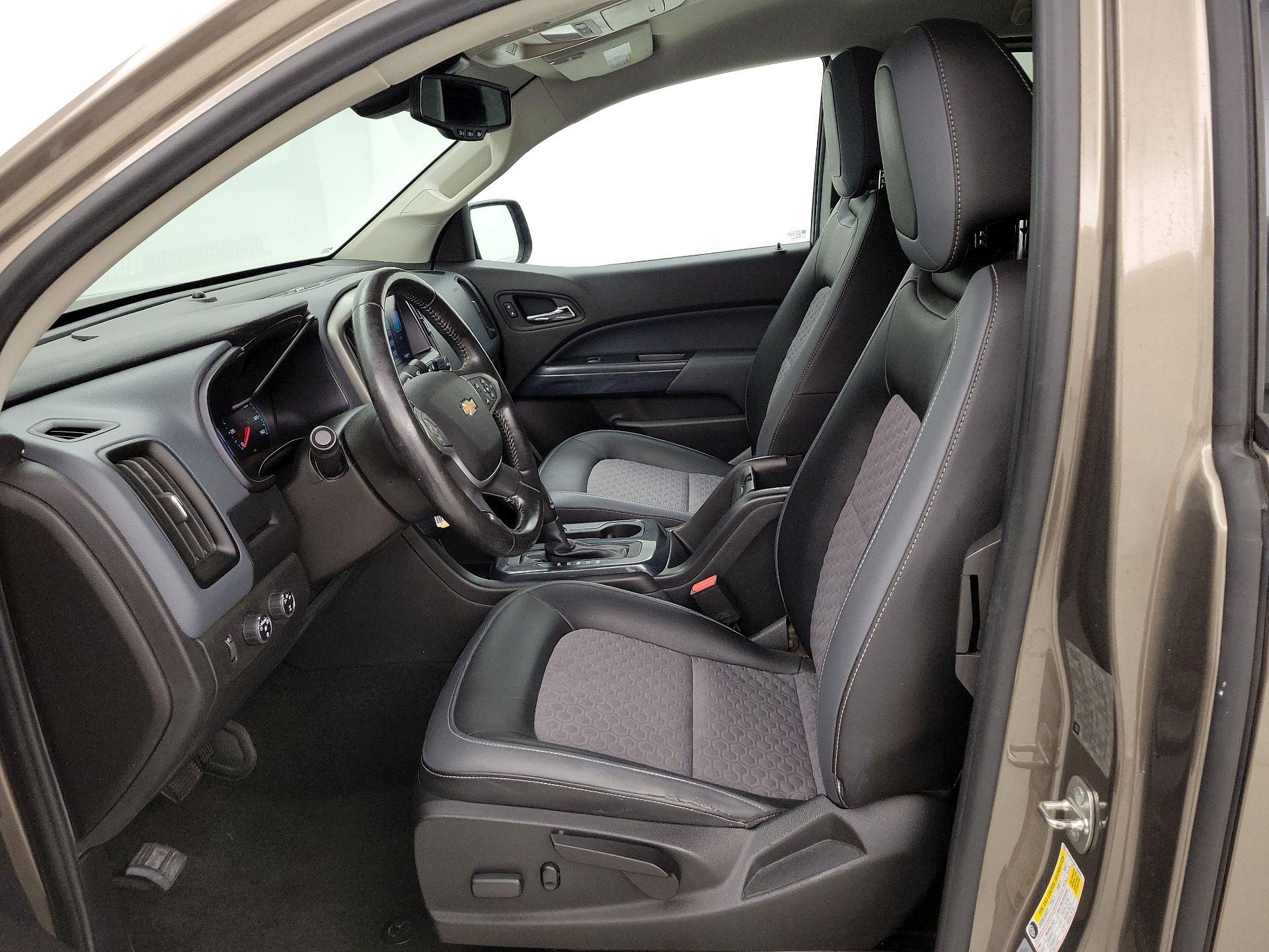 Thumbnail: 2015 Chevrolet Colorado - 11