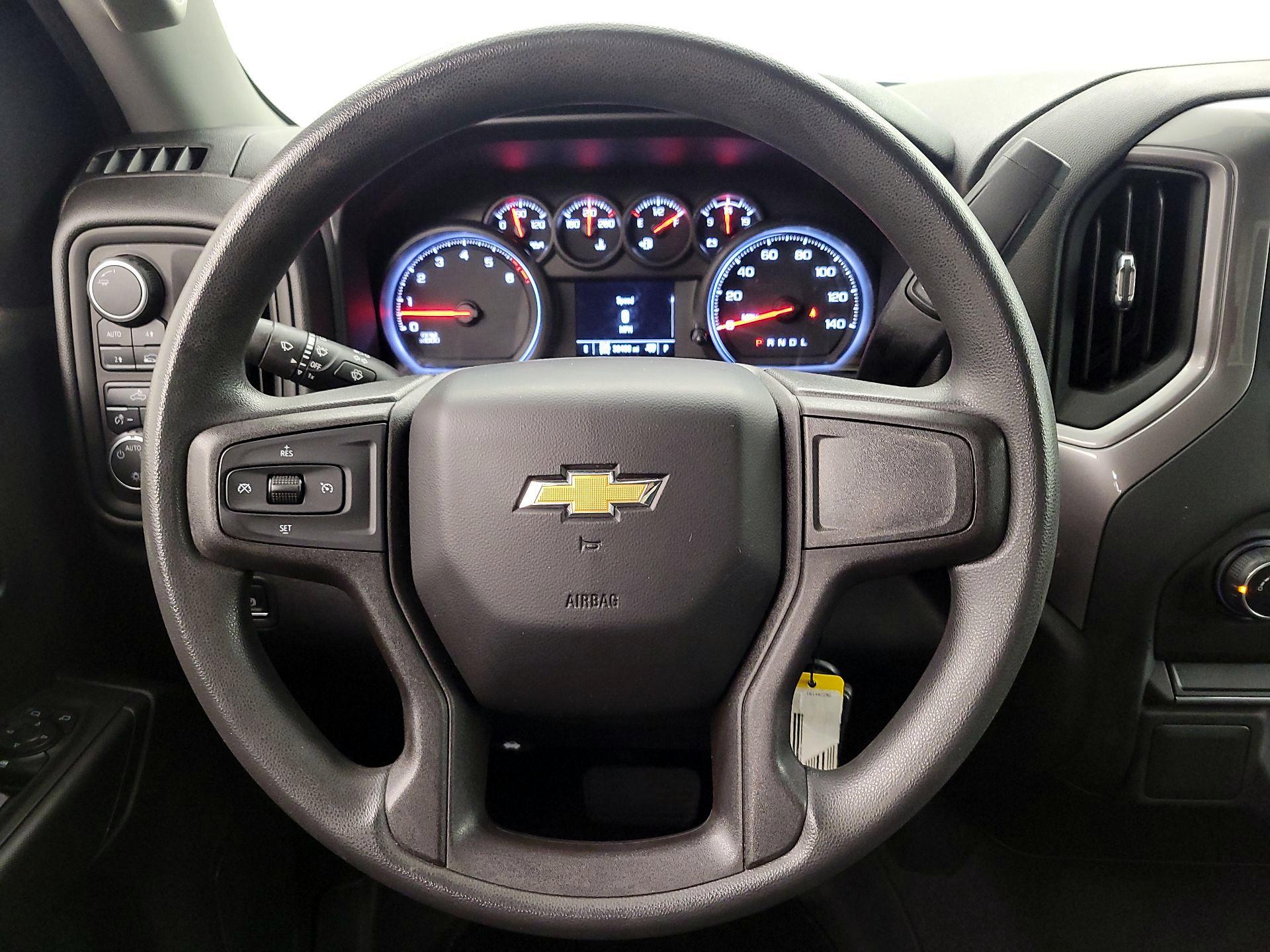 Thumbnail: 2020 Chevrolet Silverado 1500 - 10