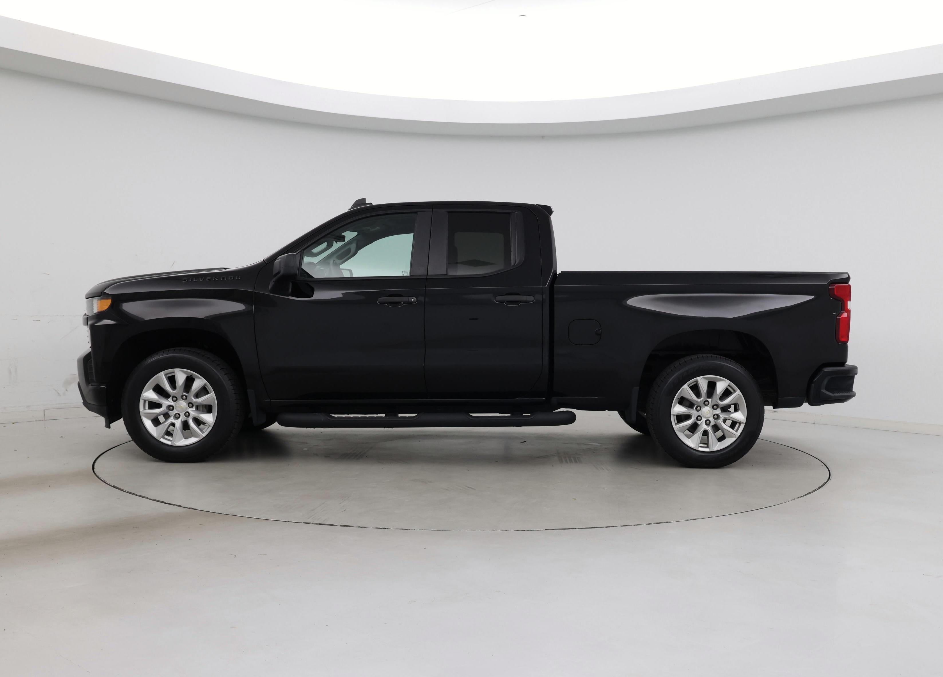Thumbnail: 2020 Chevrolet Silverado 1500 - 3