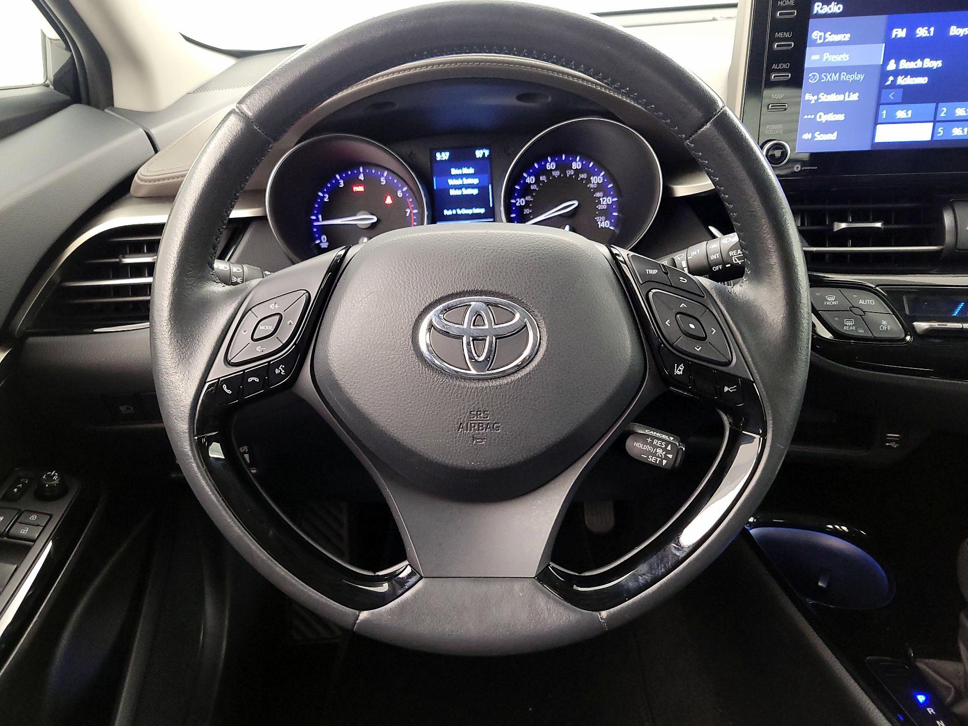 Thumbnail: 2022 Toyota C-HR - 10