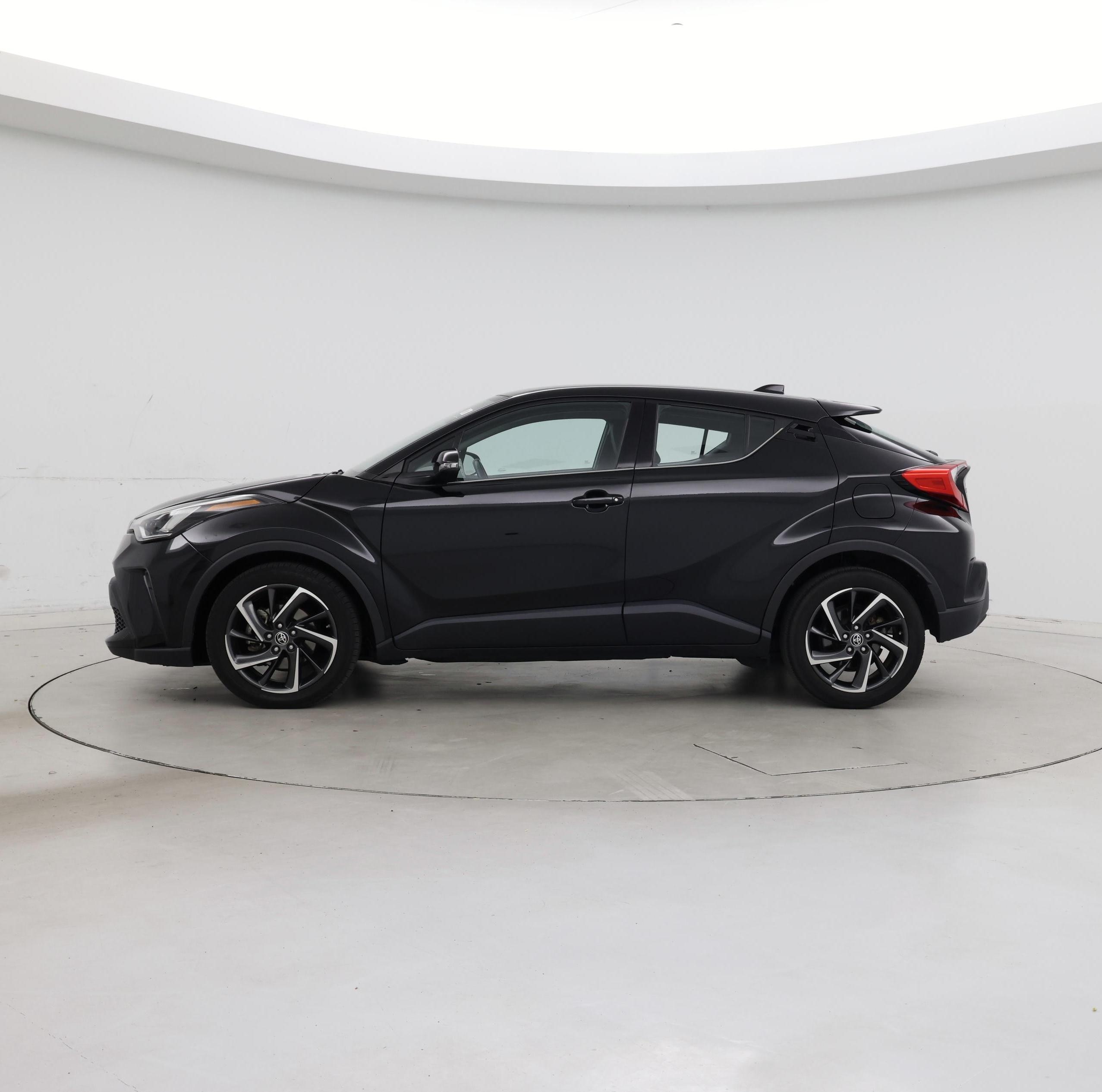 Thumbnail: 2022 Toyota C-HR - 3