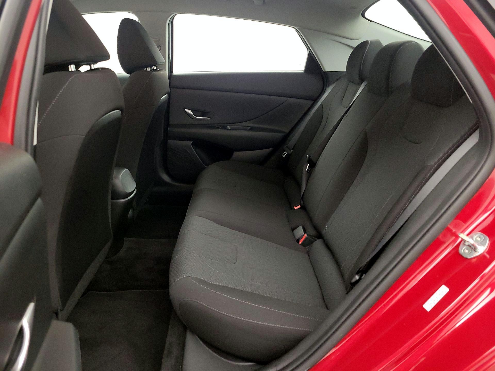 Thumbnail: 2021 Hyundai Elantra - 19