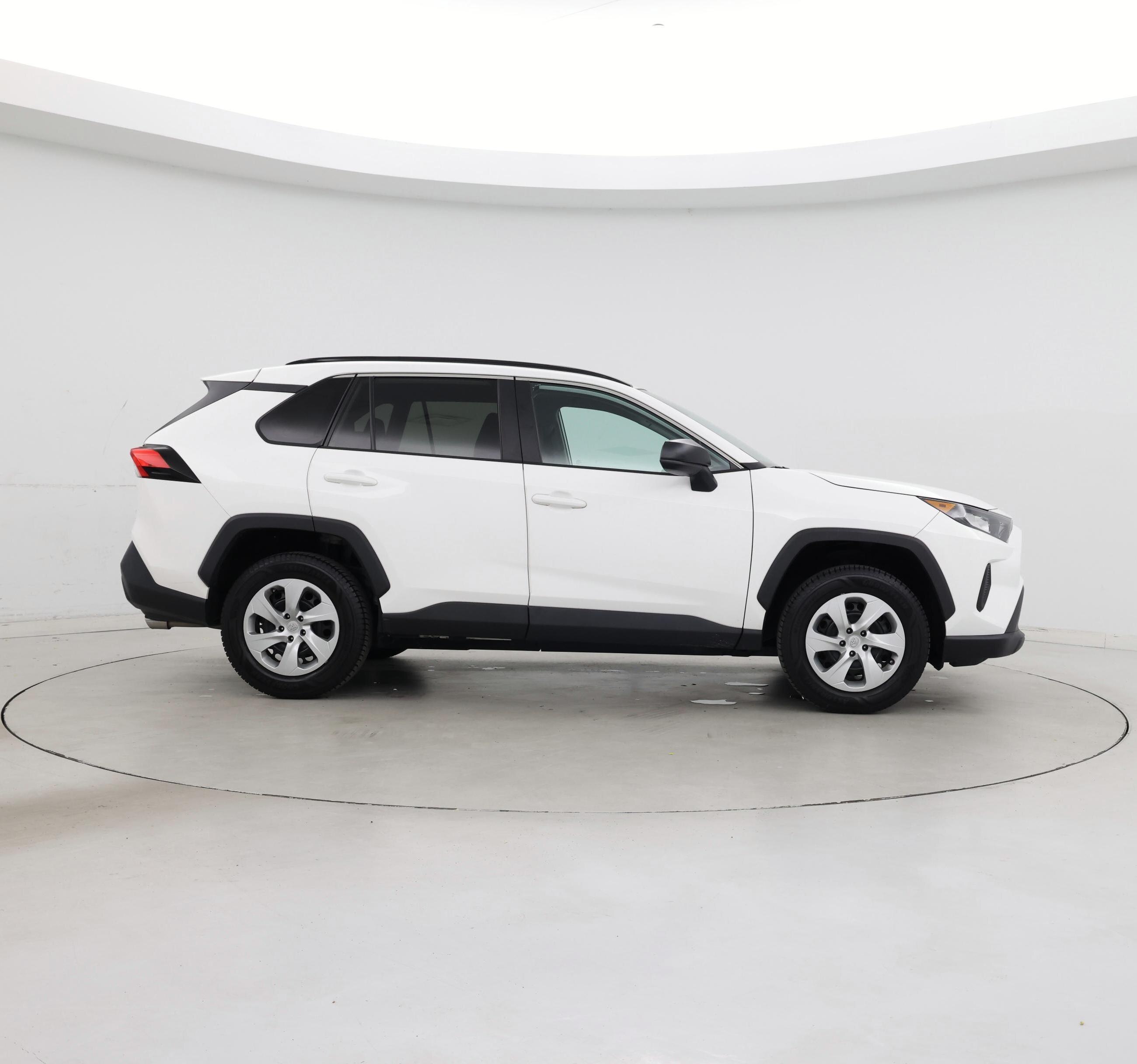 Thumbnail: 2021 Toyota RAV4 - 7