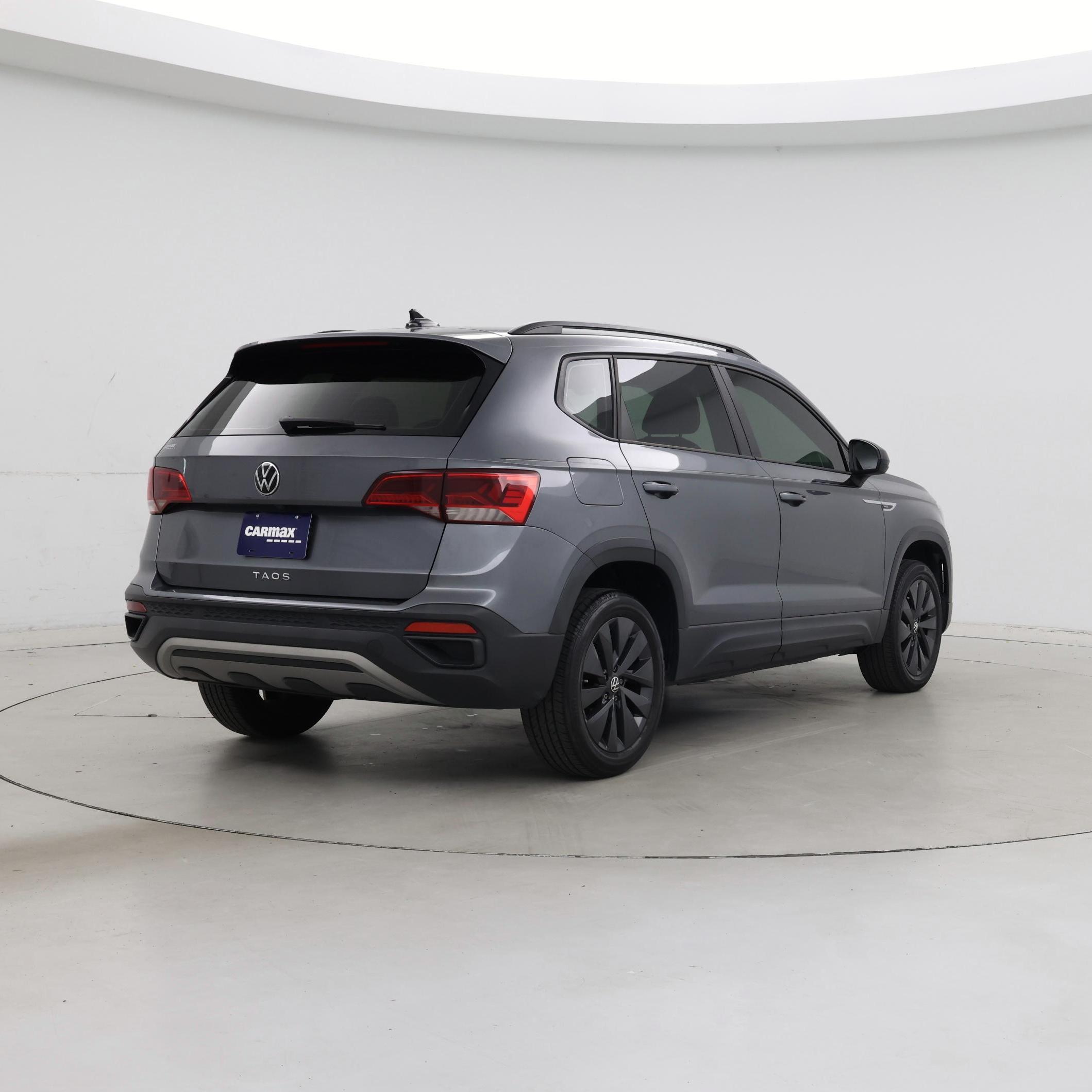 Thumbnail: 2022 Volkswagen Taos - 8