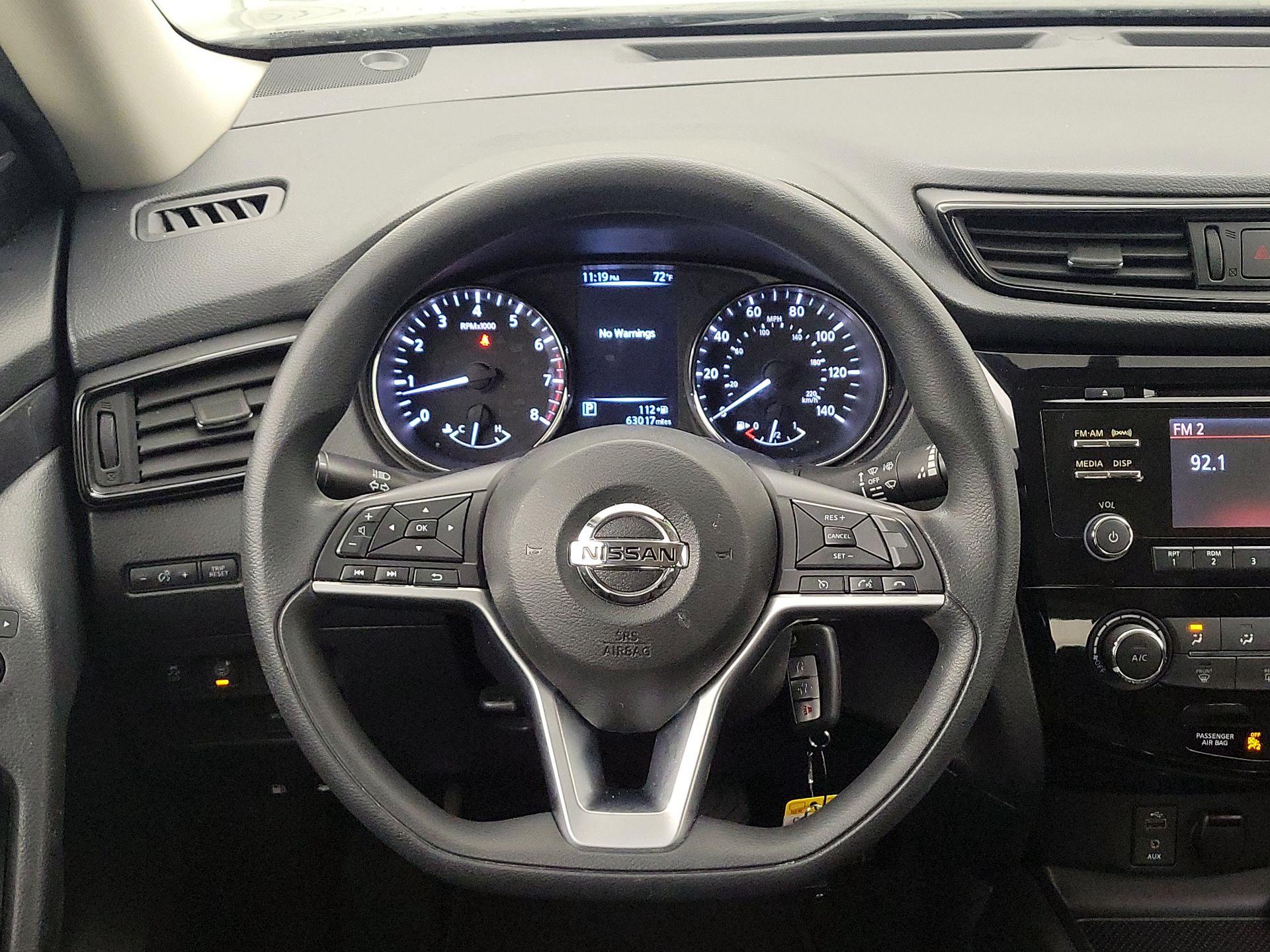 Thumbnail: 2017 Nissan Rogue - 10