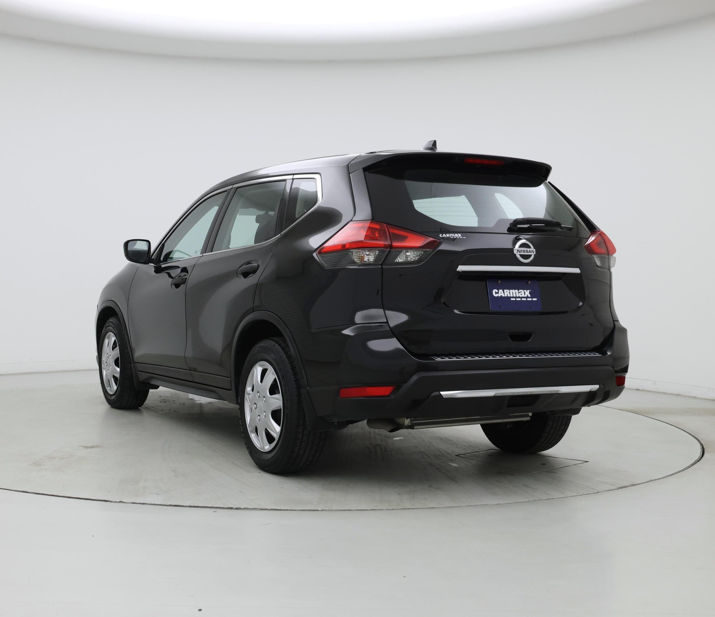 Thumbnail: 2017 Nissan Rogue - 2