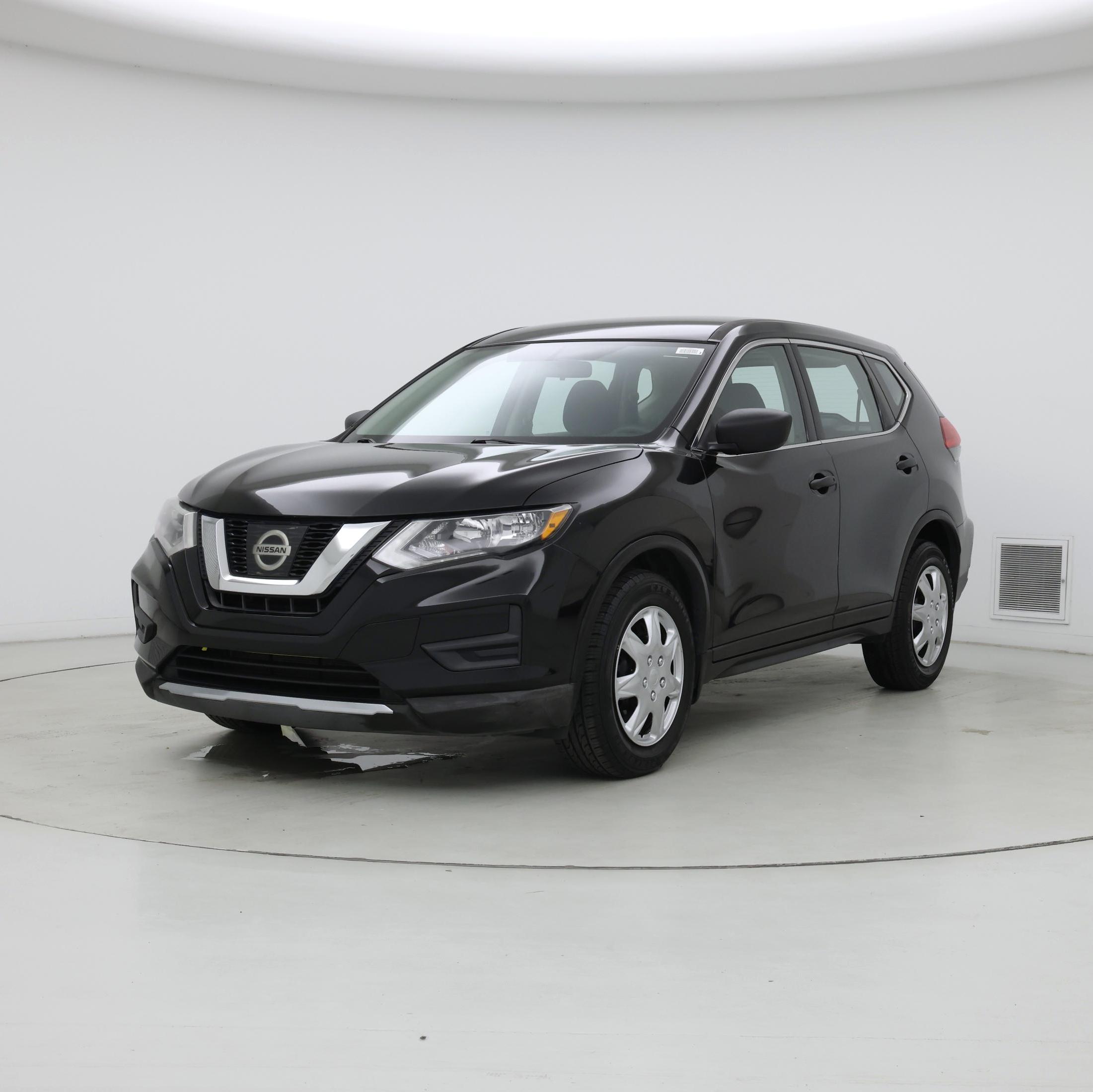Thumbnail: 2017 Nissan Rogue - 4