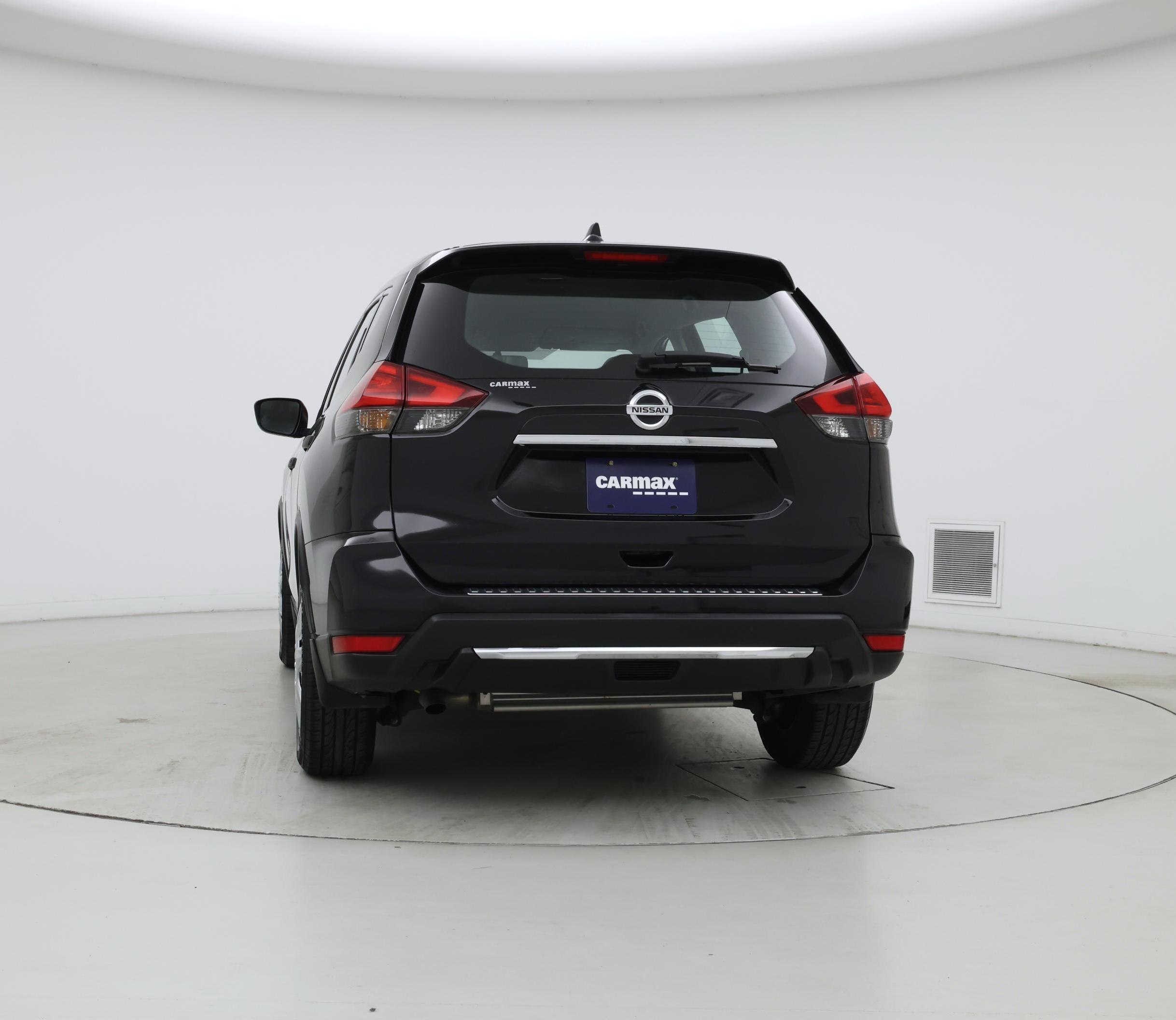 Thumbnail: 2017 Nissan Rogue - 6