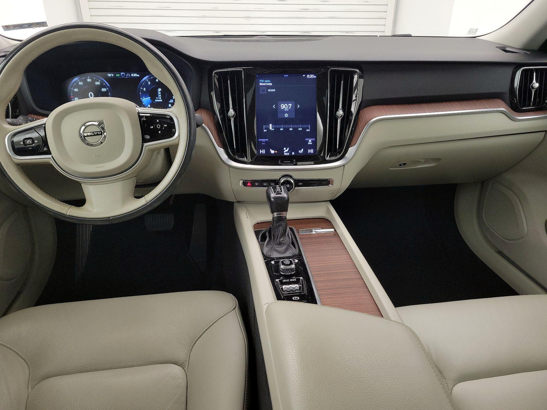 Thumbnail: 2019 Volvo S60 - 9