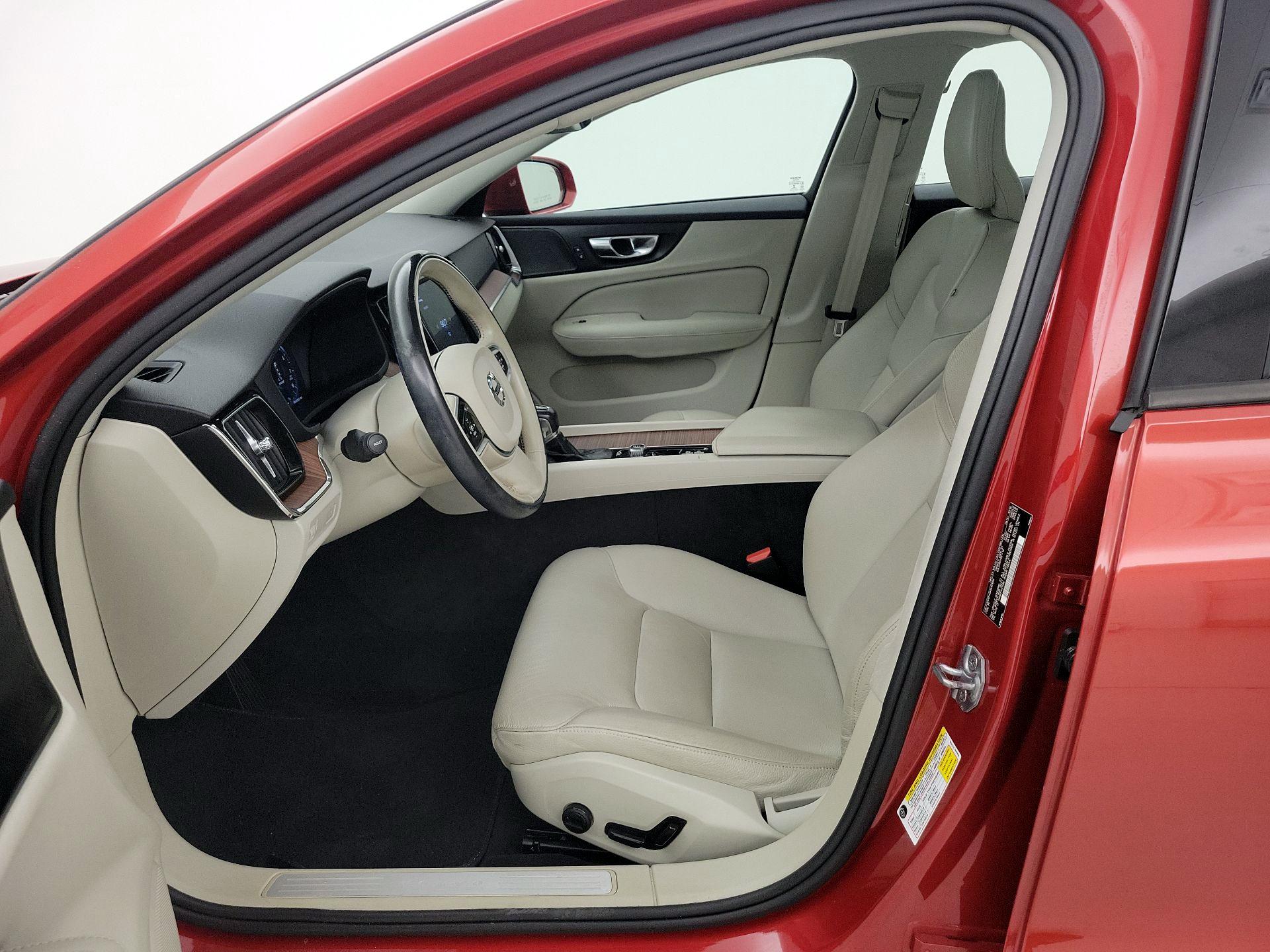 Thumbnail: 2019 Volvo S60 - 11