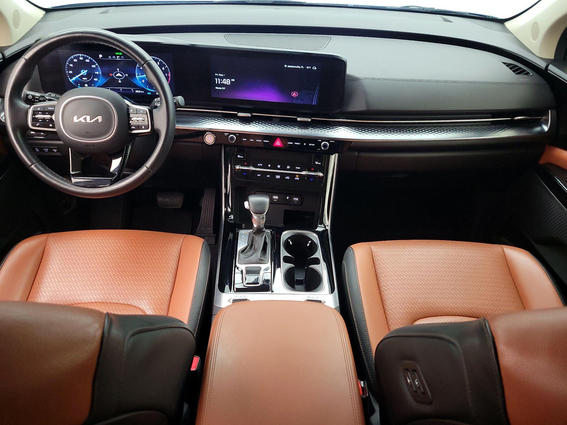 Thumbnail: 2024 Kia Carnival - 9