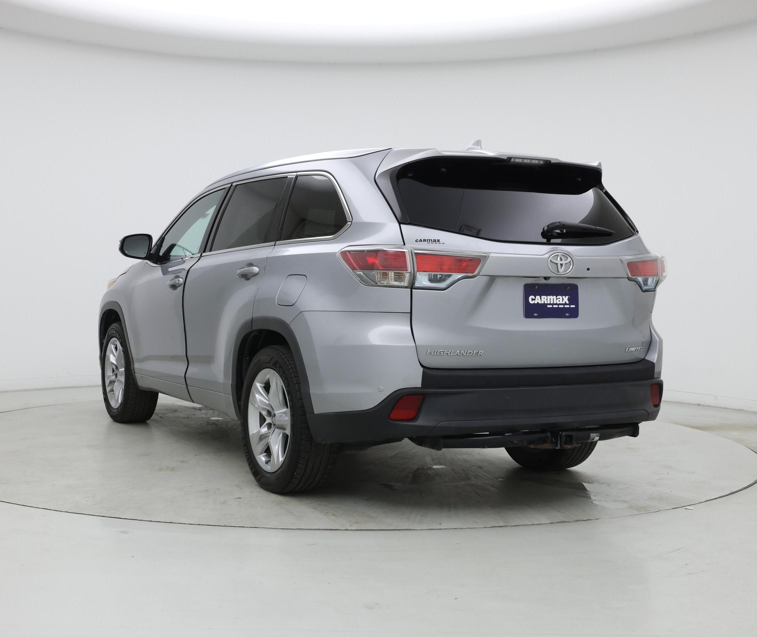 Thumbnail: 2016 Toyota Highlander - 2
