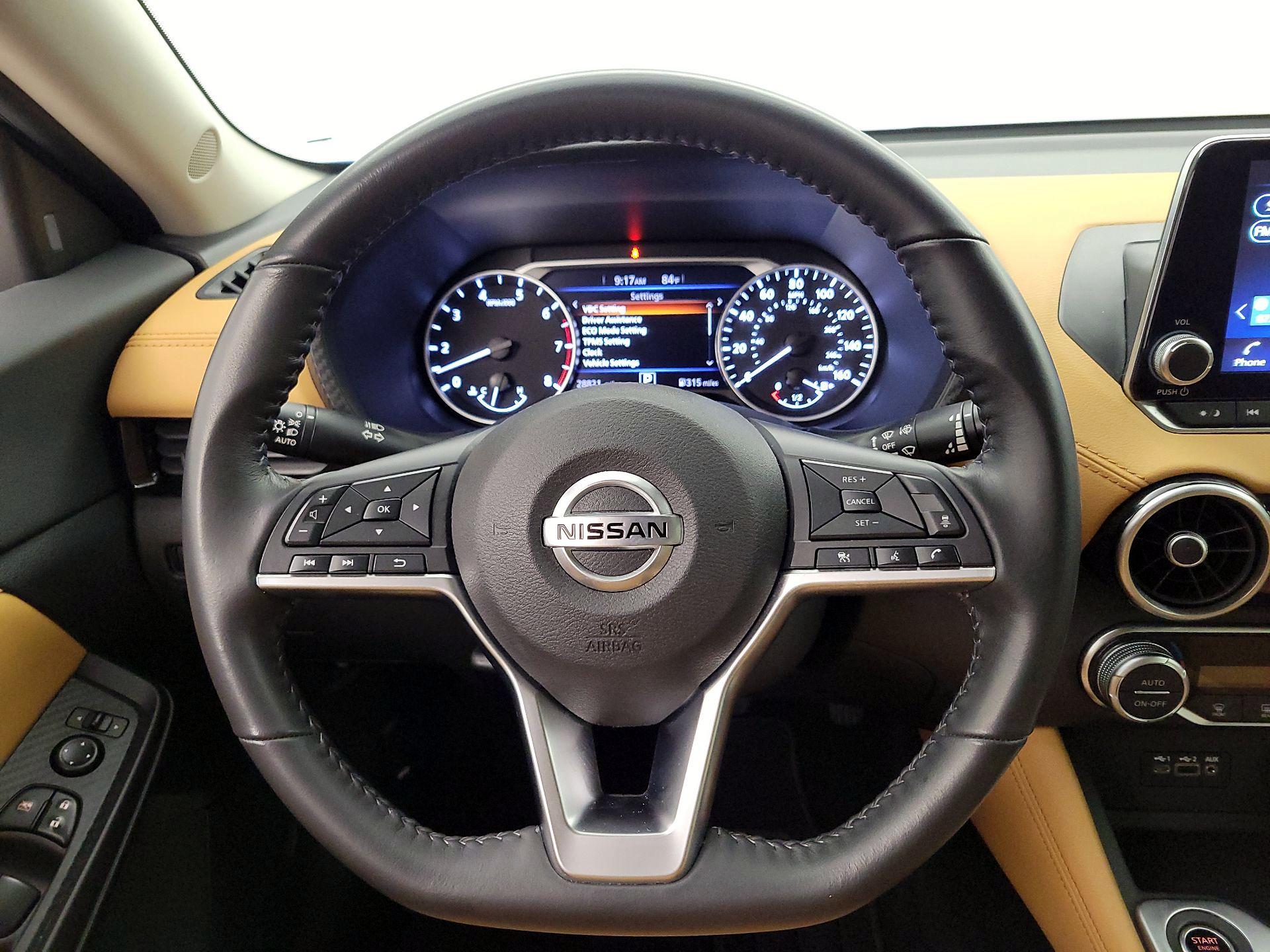 Thumbnail: 2021 Nissan Sentra - 10