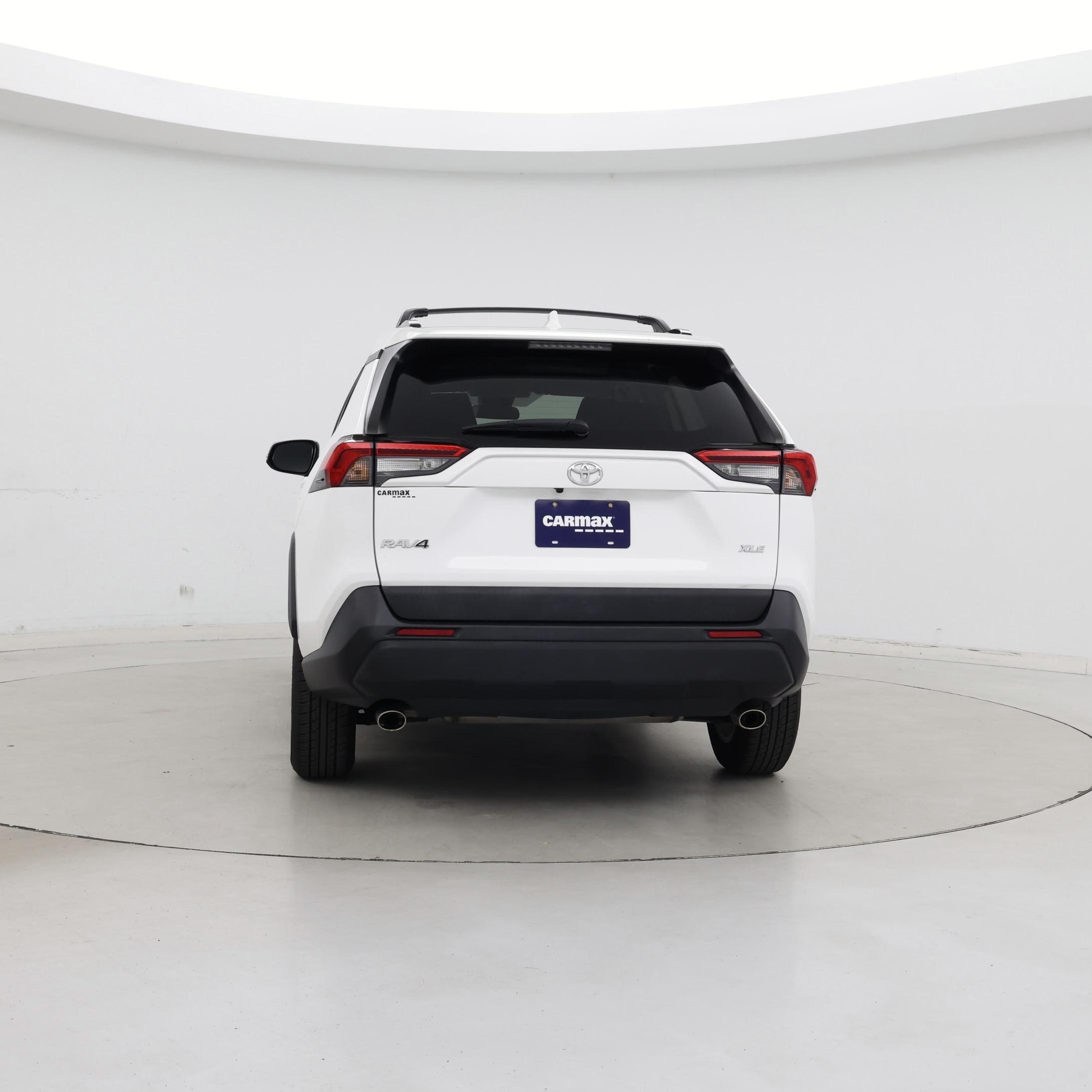 Thumbnail: 2021 Toyota RAV4 - 6