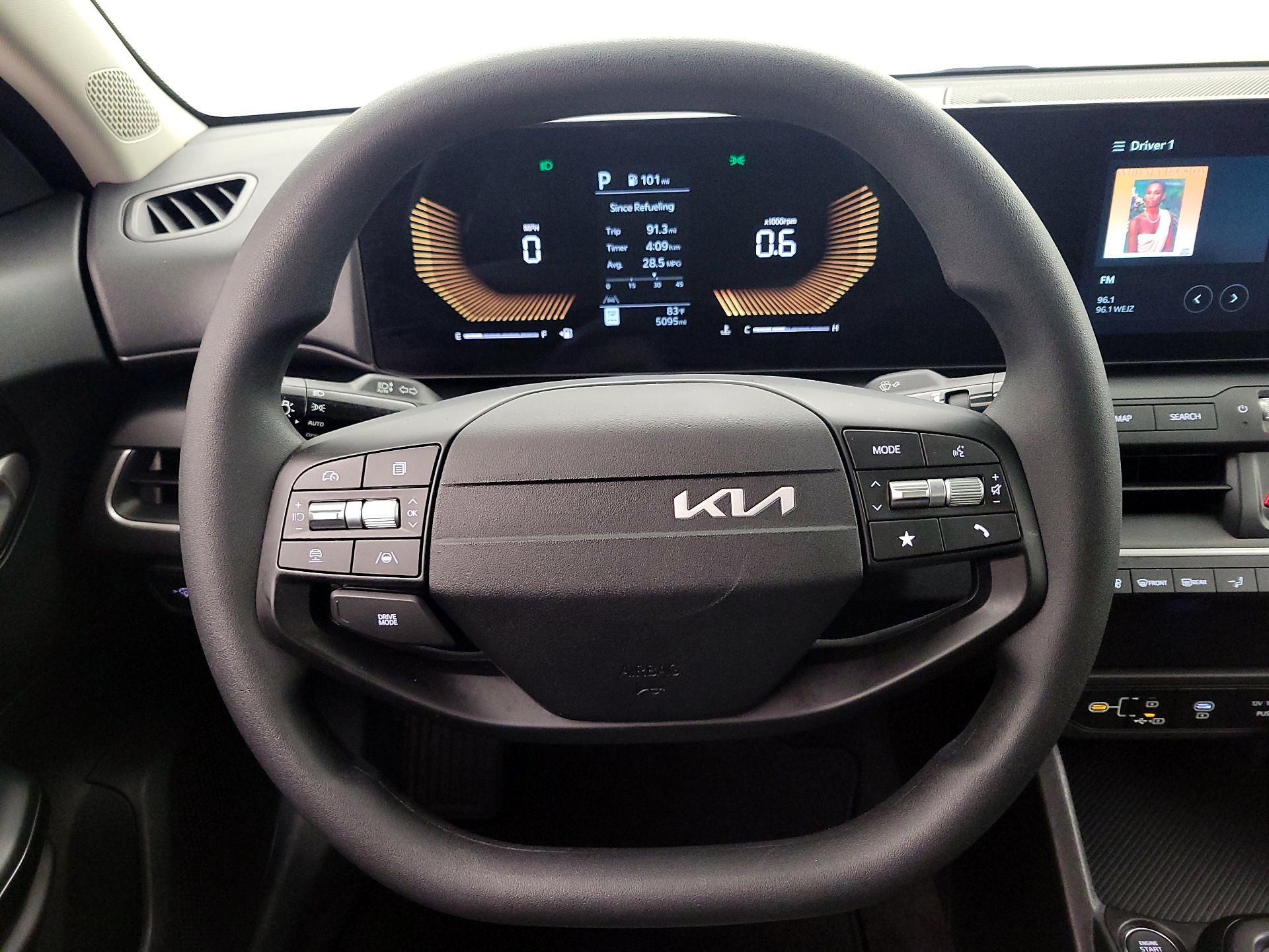 Thumbnail: 2025 Kia K4 - 10