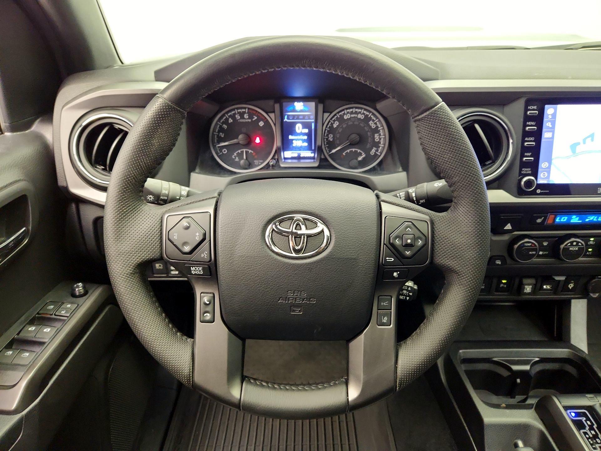 Thumbnail: 2022 Toyota Tacoma - 10