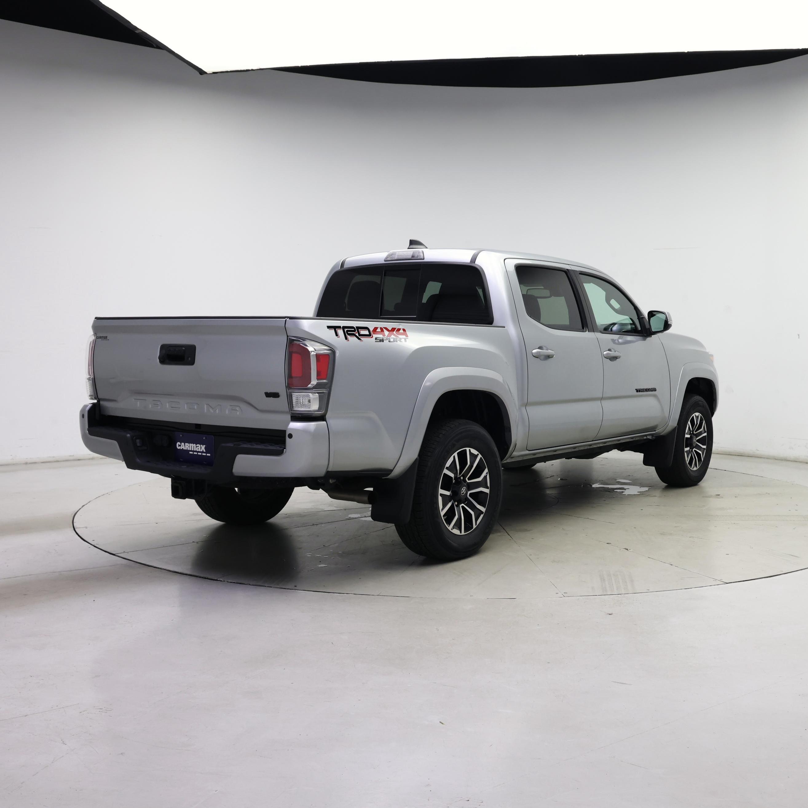 Thumbnail: 2022 Toyota Tacoma - 8