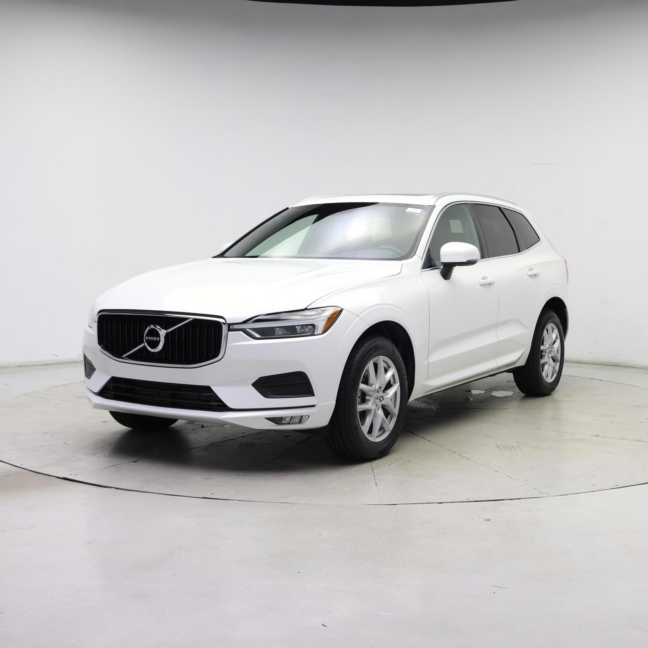 Thumbnail: 2021 Volvo XC60 - 4