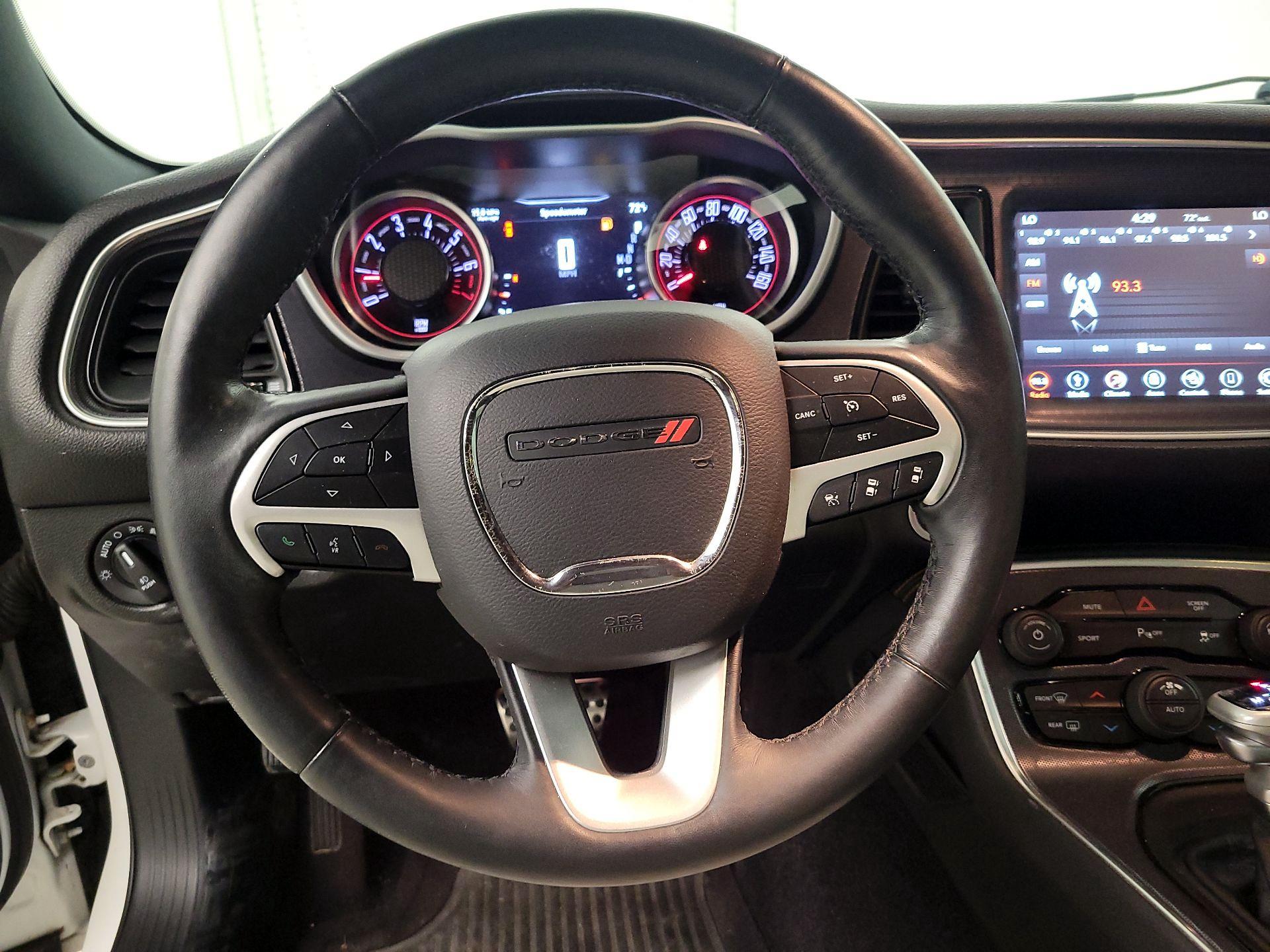 Thumbnail: 2018 Dodge Challenger - 10