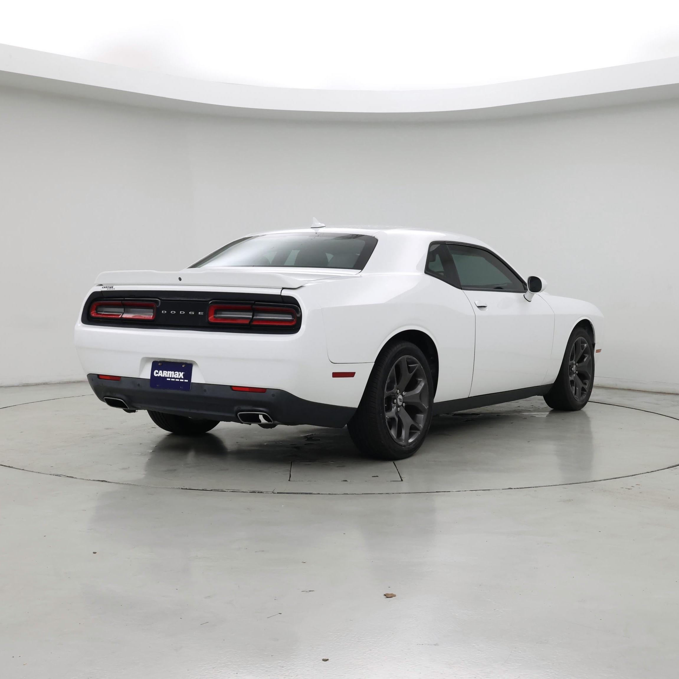 Thumbnail: 2018 Dodge Challenger - 2
