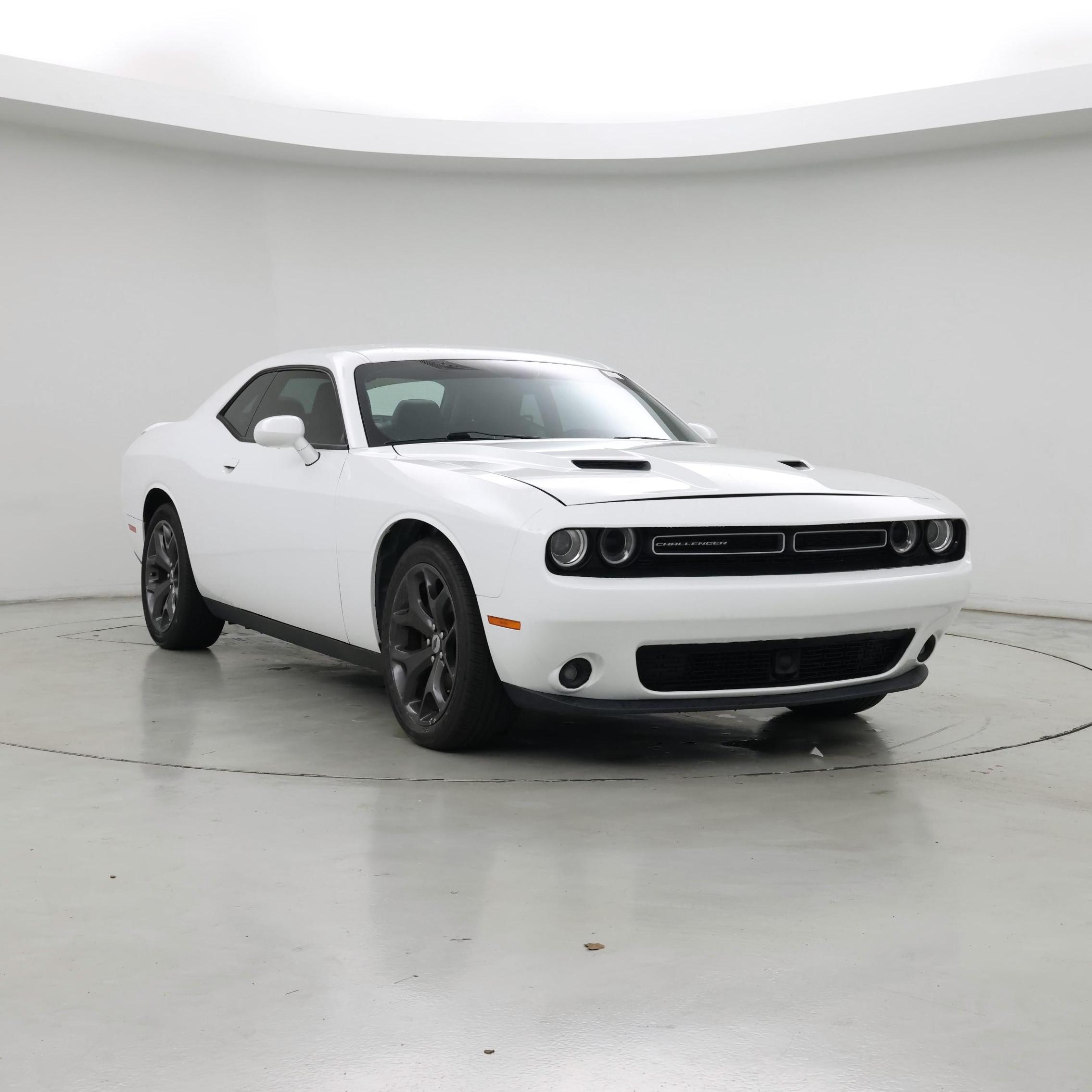 Thumbnail: 2018 Dodge Challenger - 4