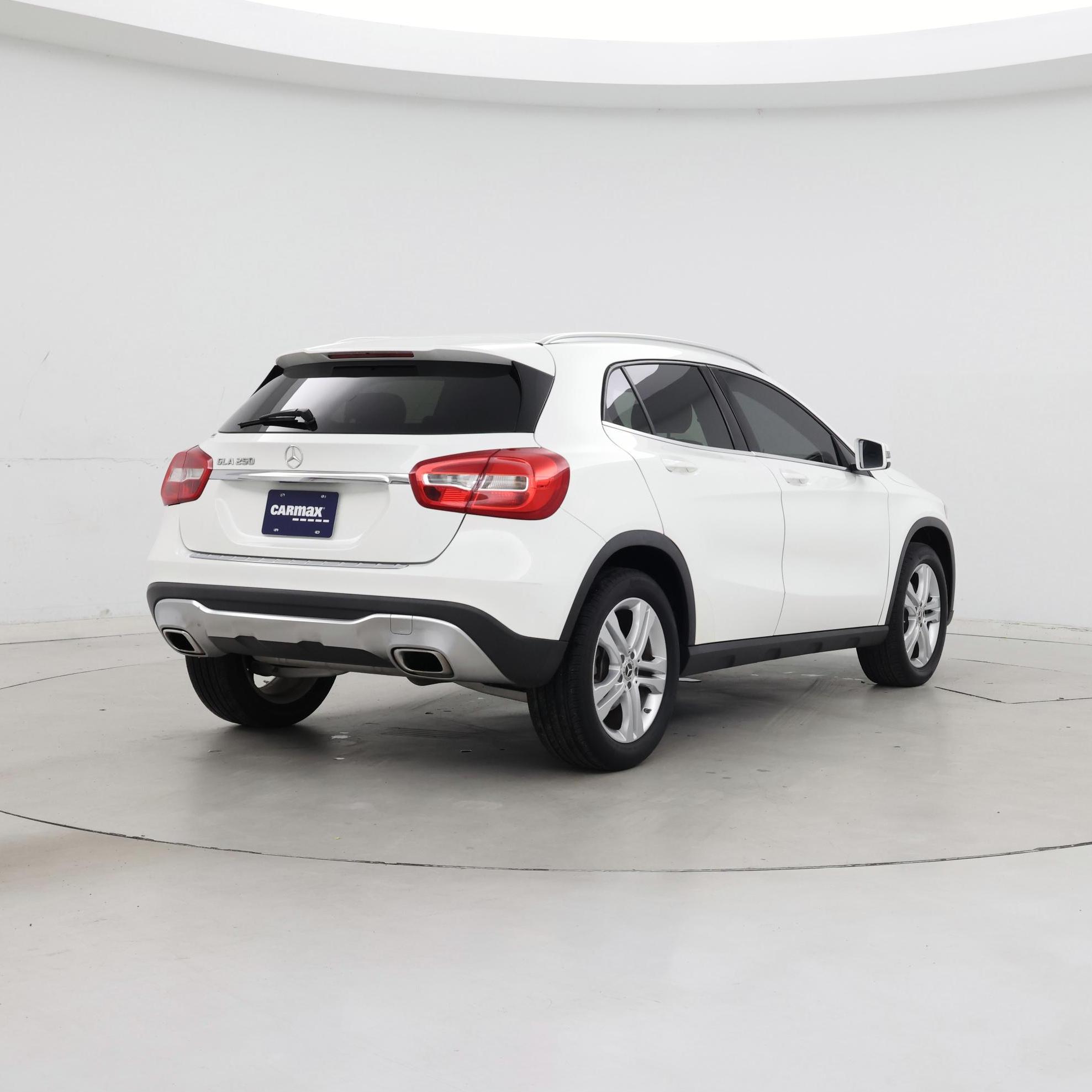 Thumbnail: 2018 Mercedes-Benz GLA - 8