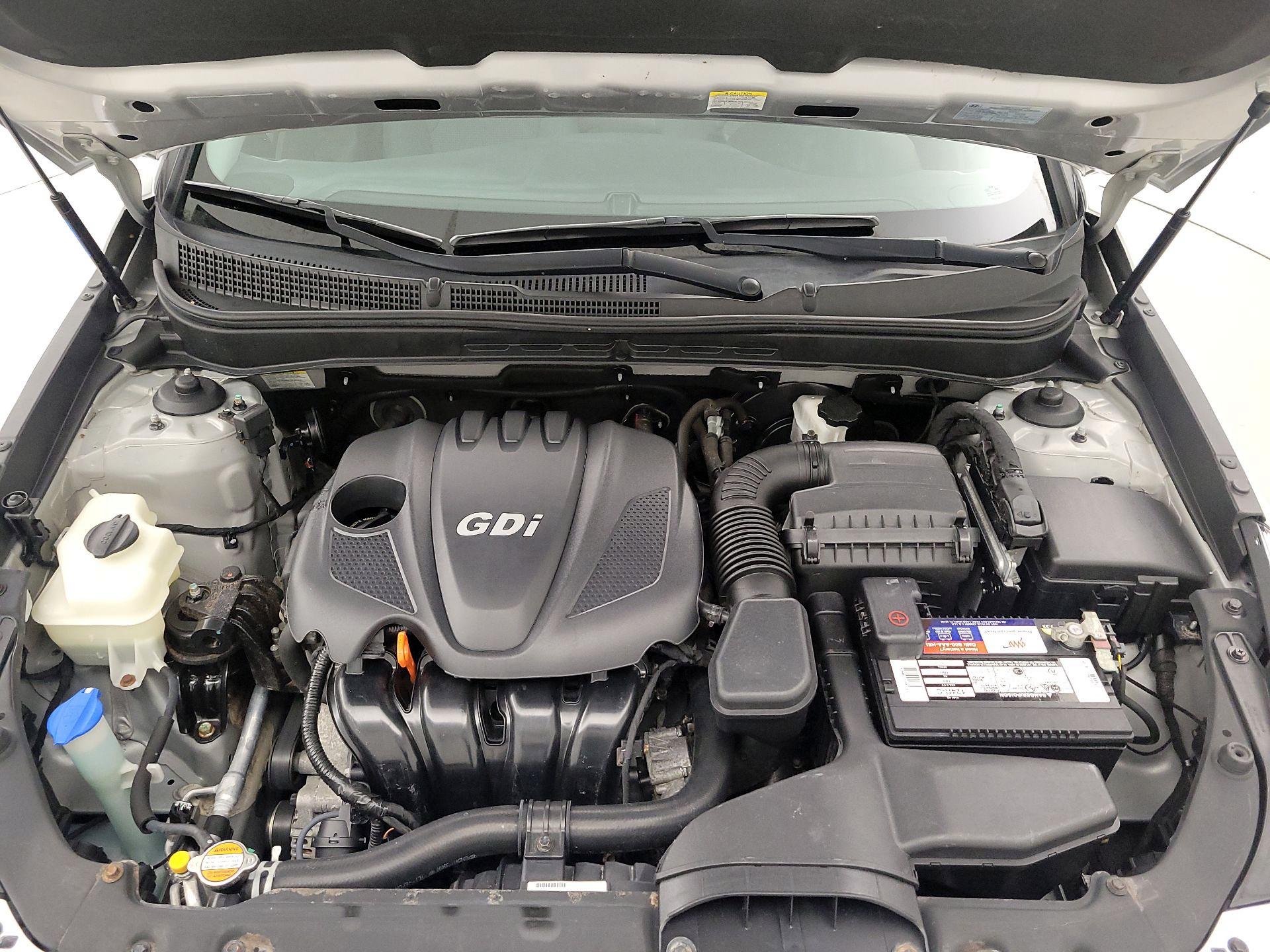 Thumbnail: 2013 Hyundai Sonata - 20