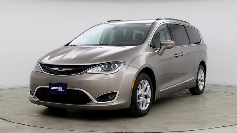 2017 Chrysler Pacifica Touring L 4