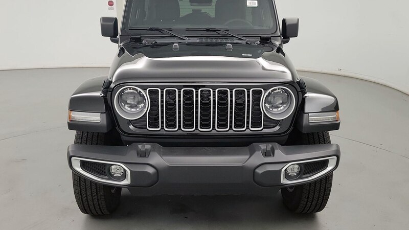 2024 Jeep Wrangler Sahara 2